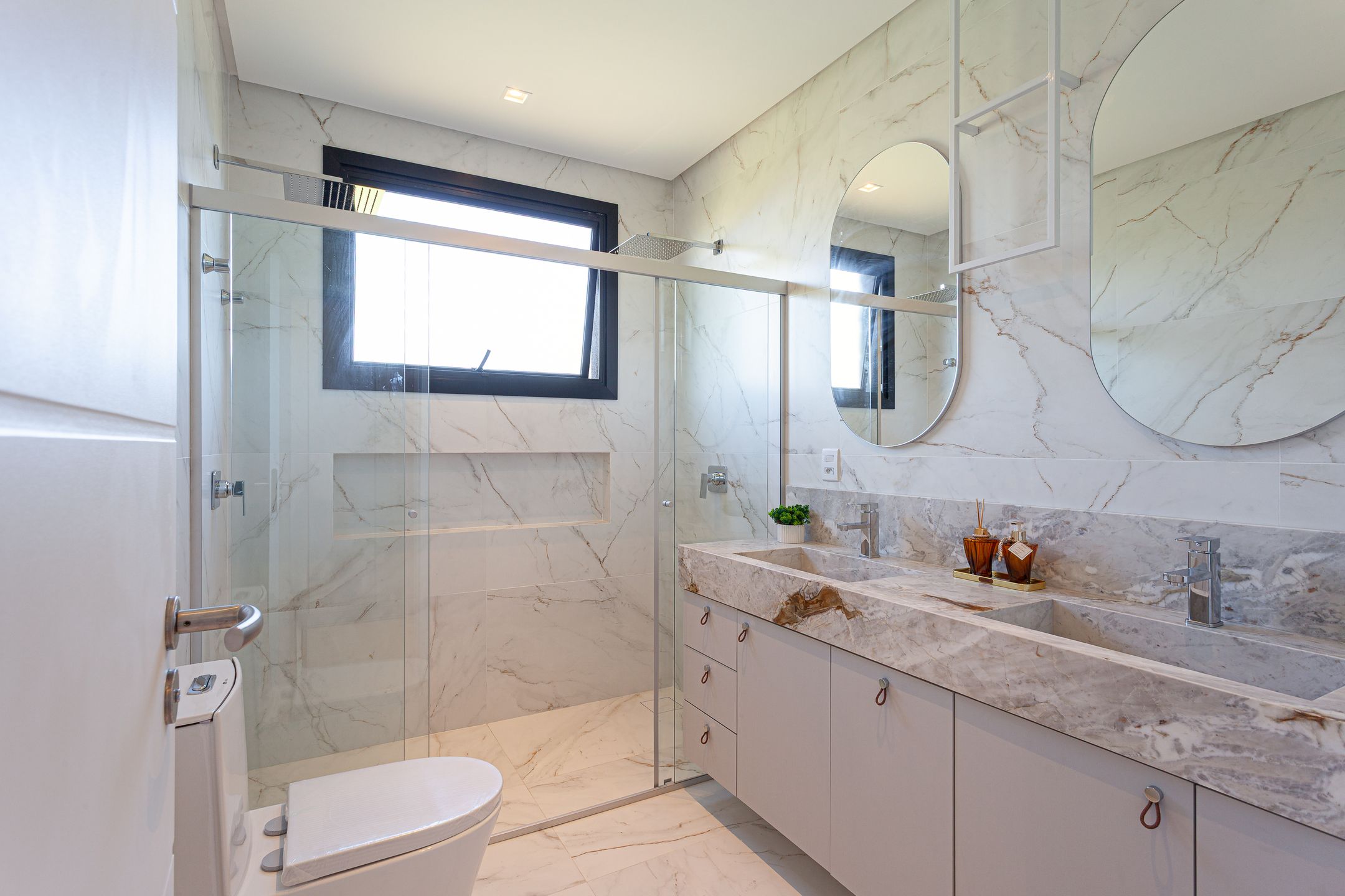 Residência Reserva Das Águas D8 L5