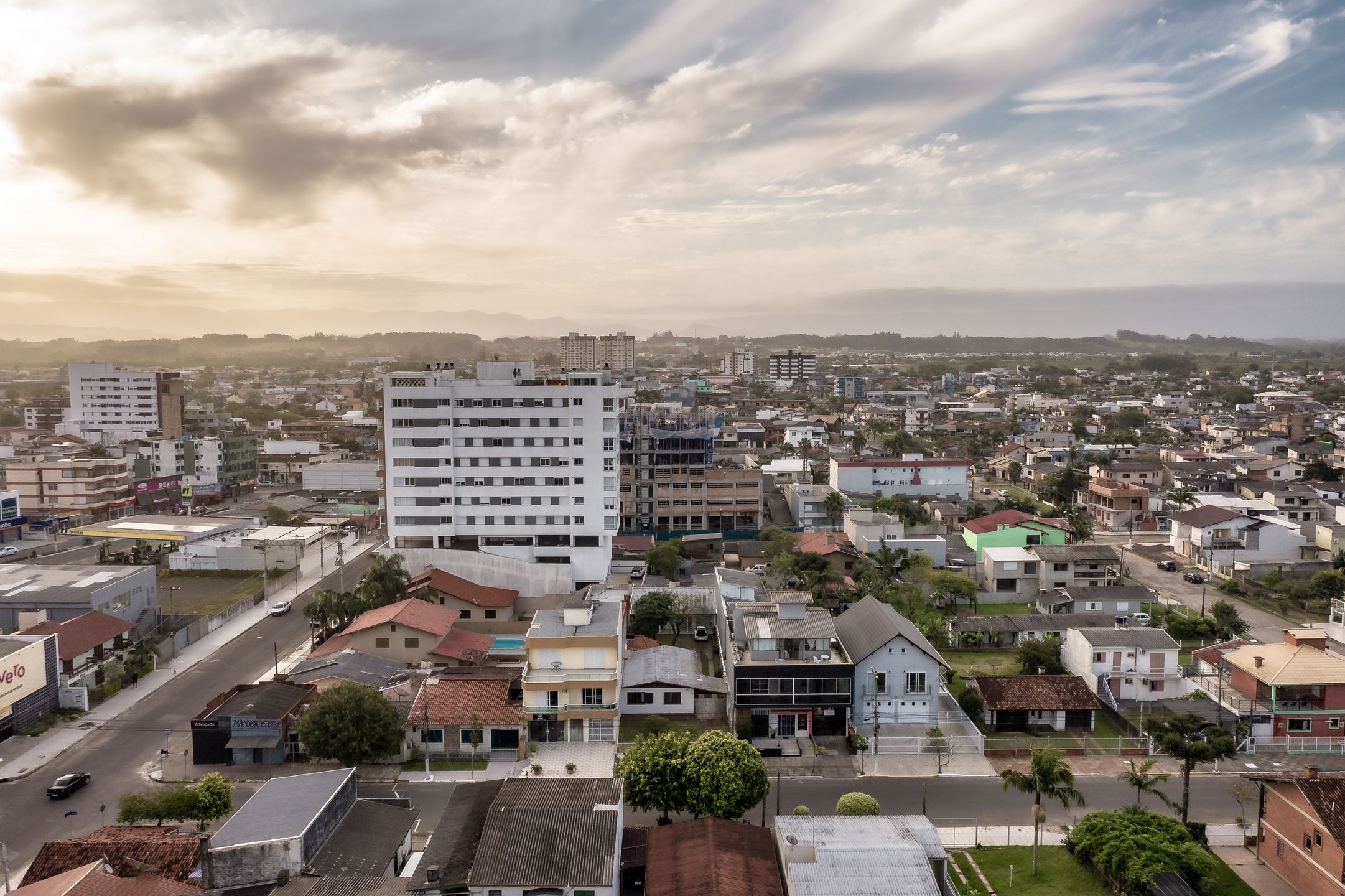 Oeste - vista estimada 13º andar
