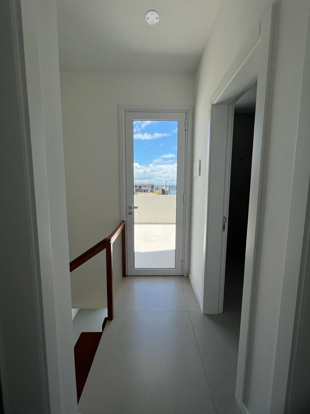 Blue House / Geminado Passo de Torres