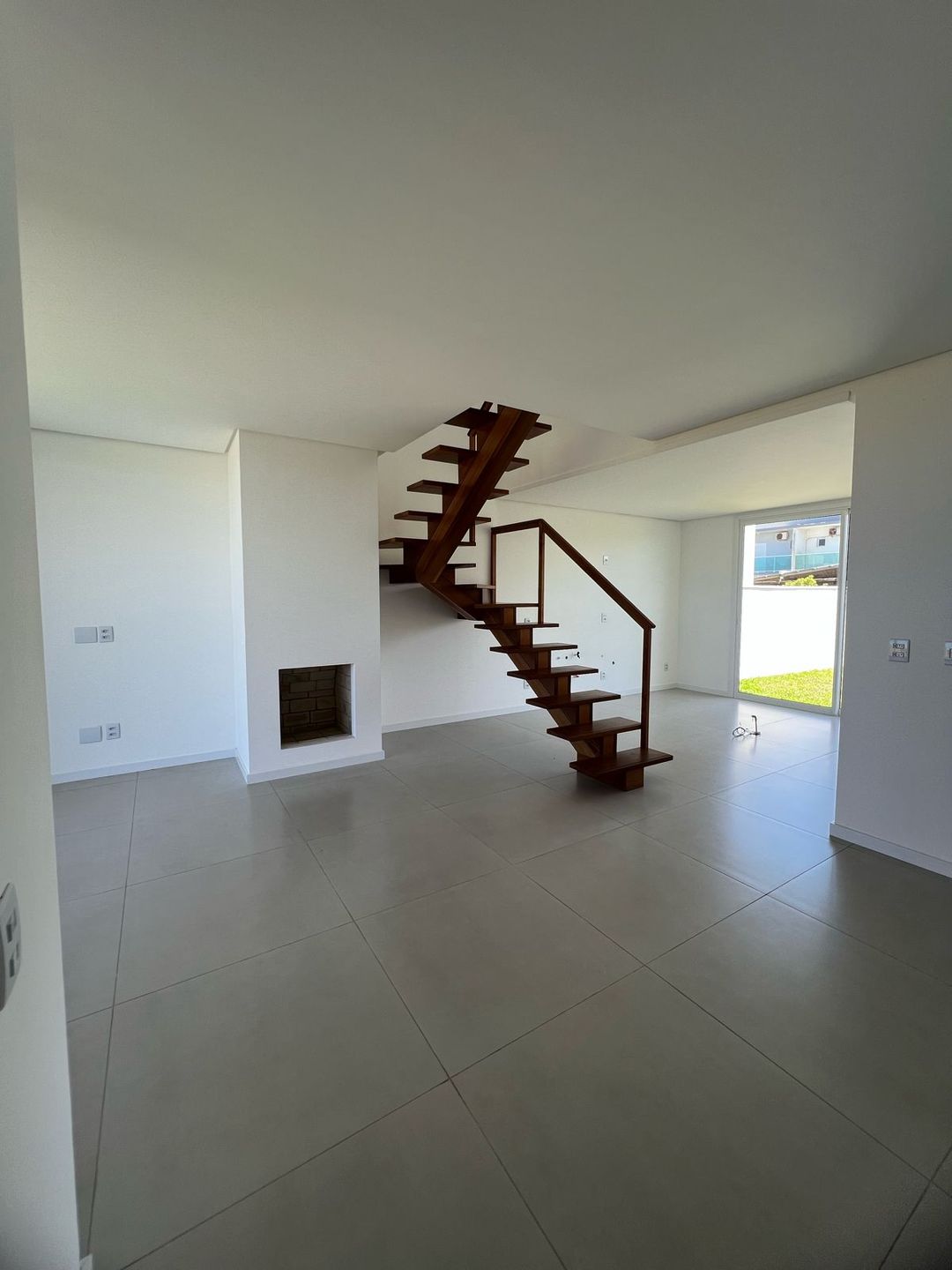 Blue House / Geminado Passo de Torres