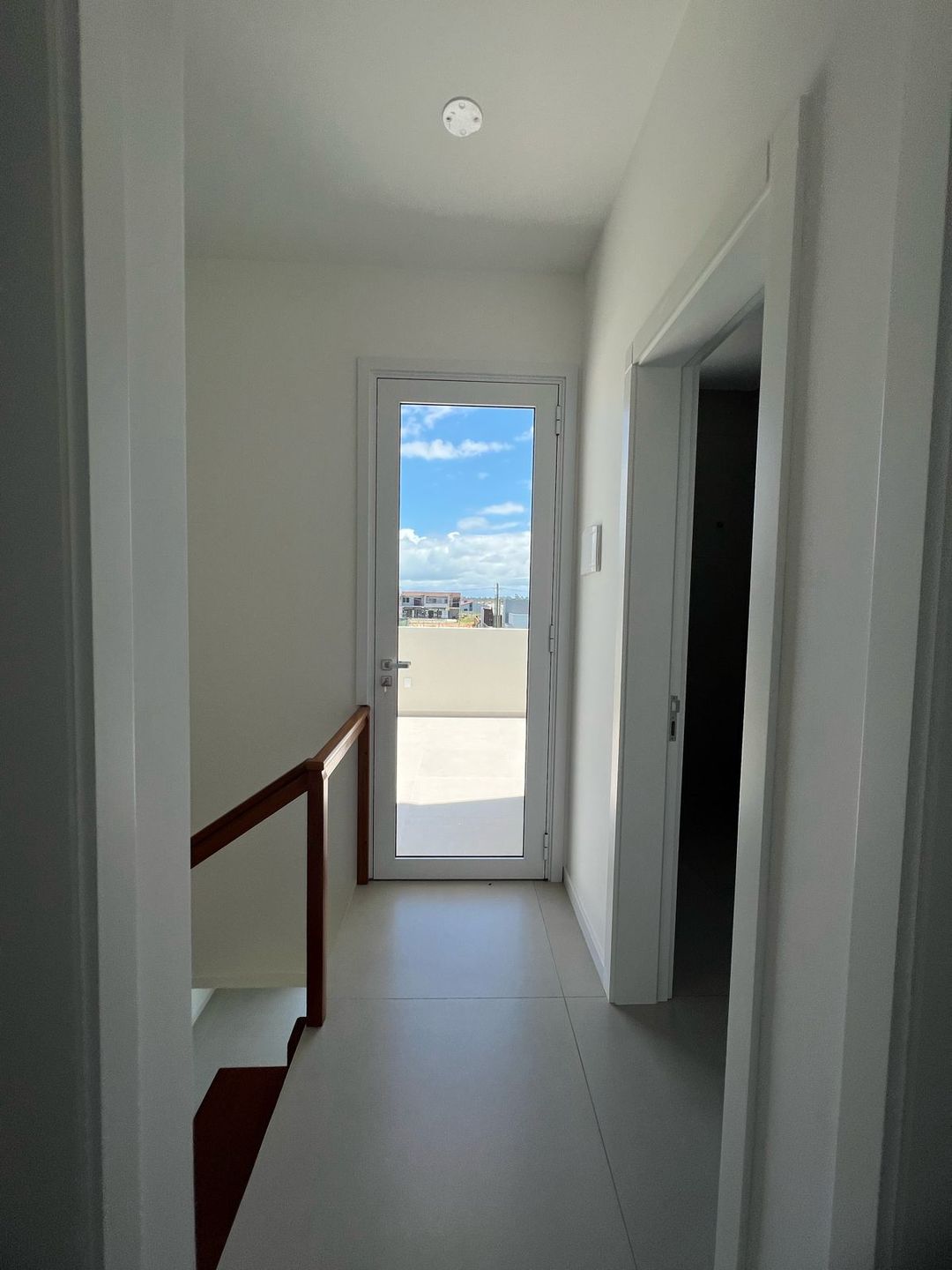 Blue House / Geminado Passo de Torres