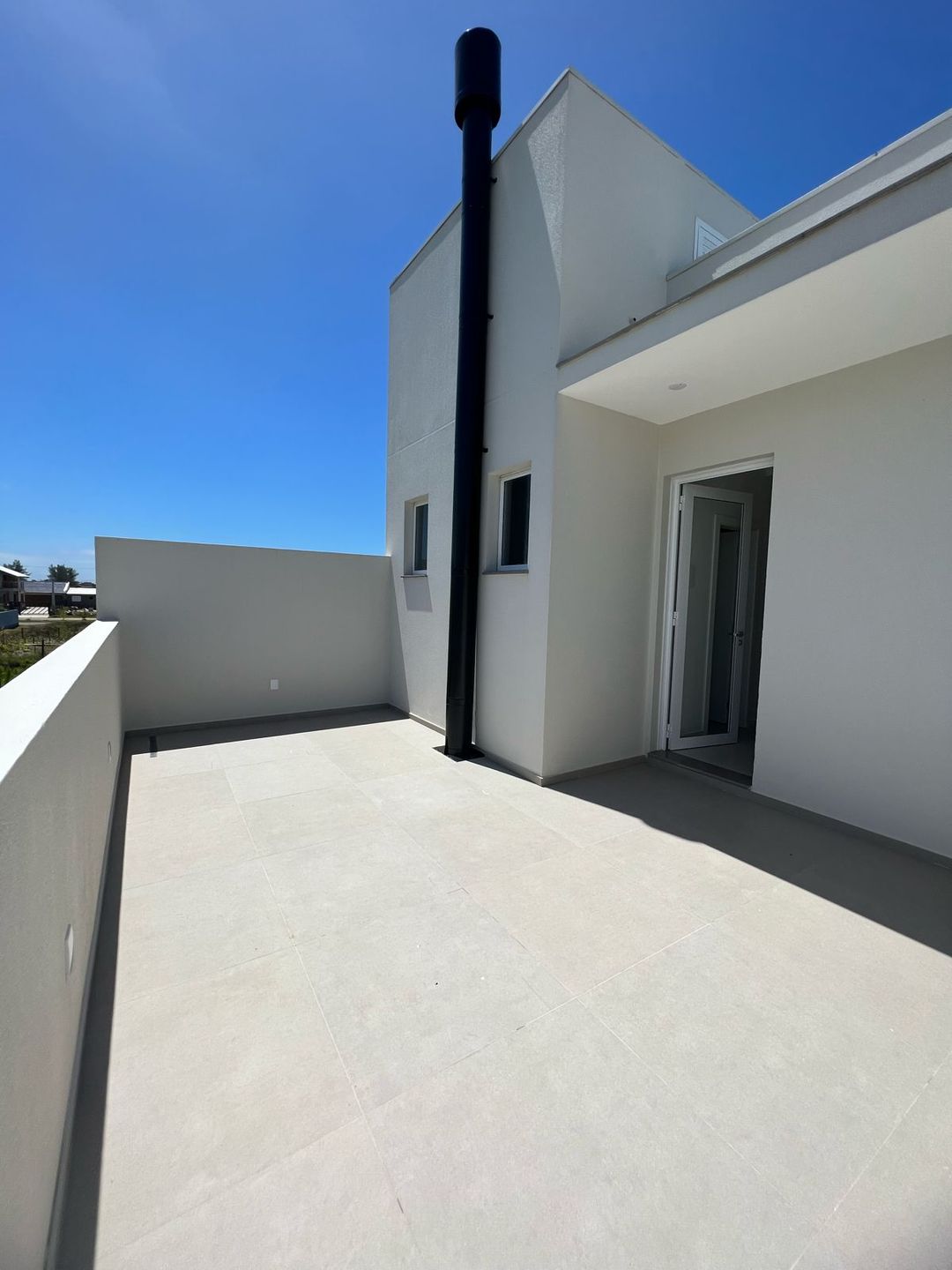 Blue House / Geminado Passo de Torres