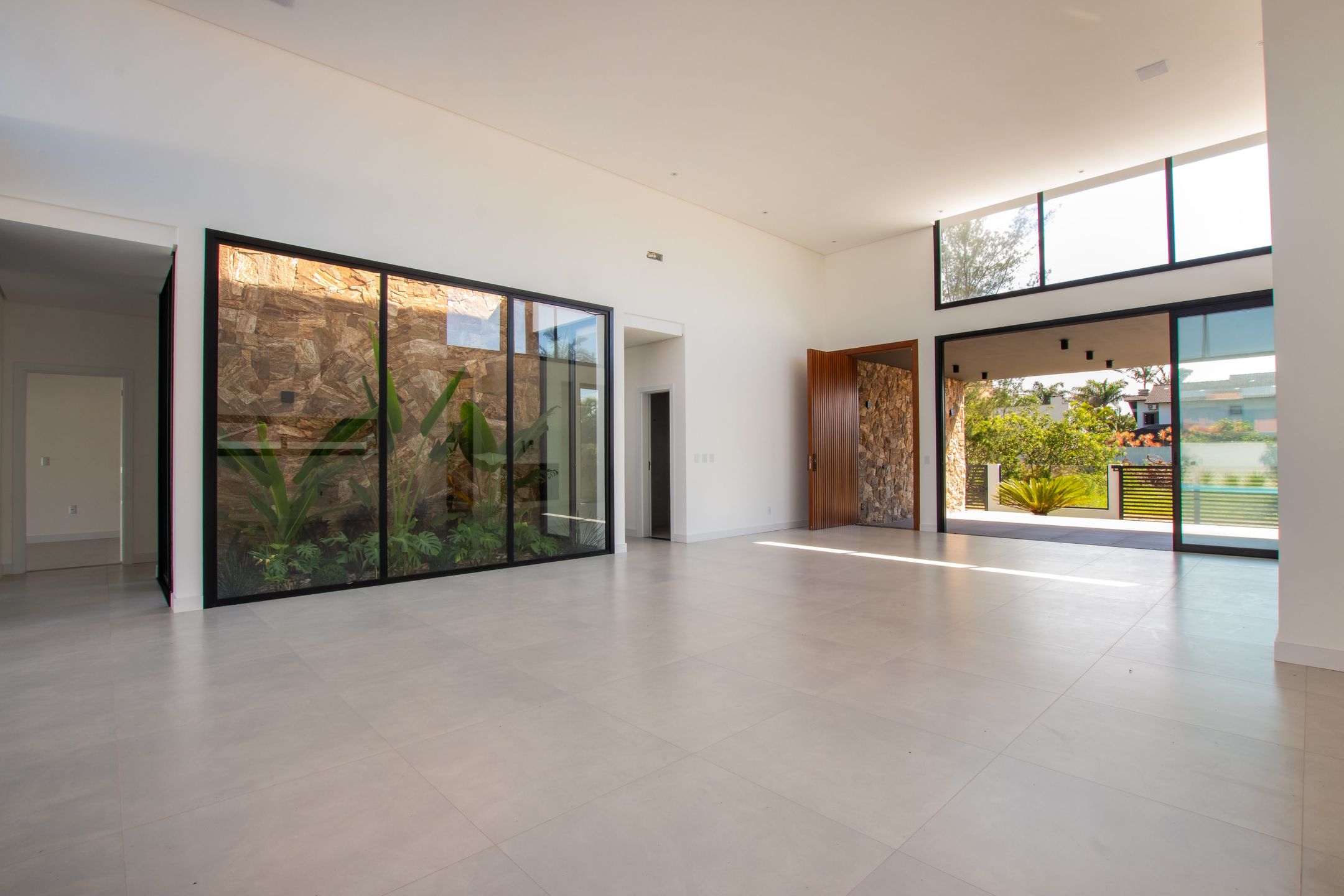 Casa à venda com 4 quartos, 274m² - Foto 22