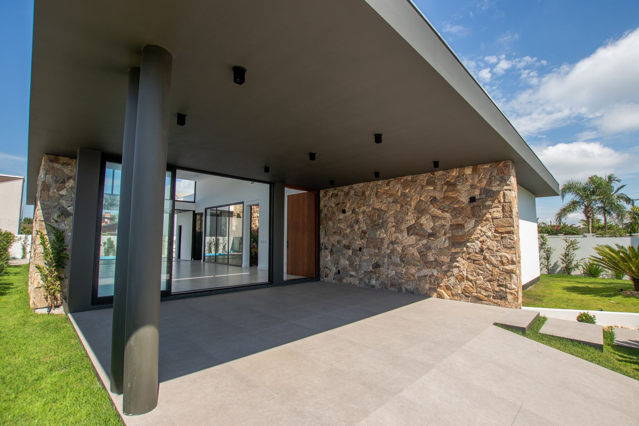 Casa à venda com 4 quartos, 274m² - Foto 7