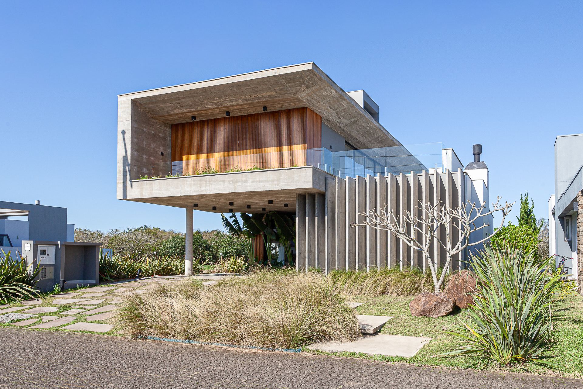 Residência Reserva Das Águas A7 L08