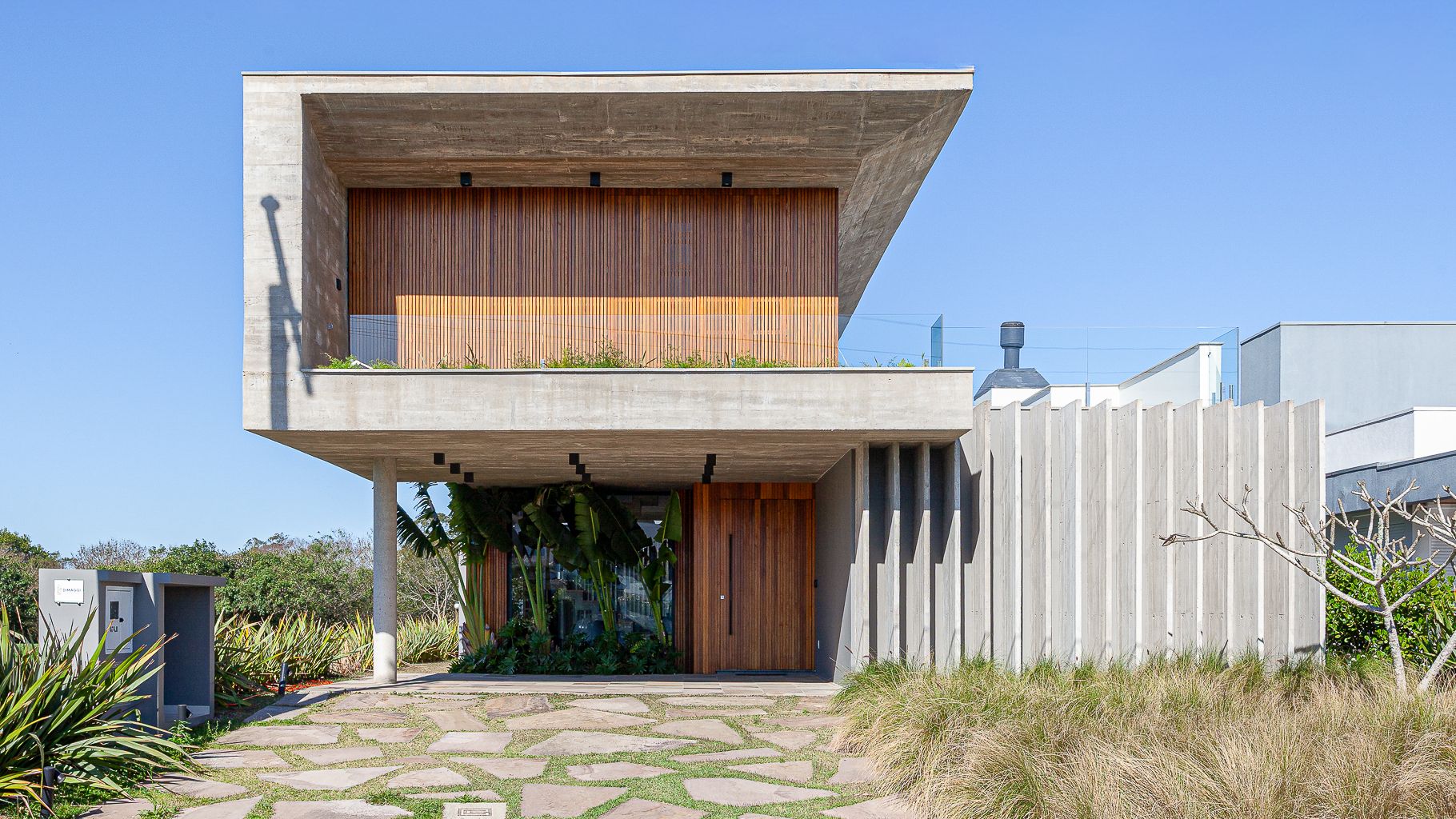 Casa, 4 quartos, 368 m² - Foto 1