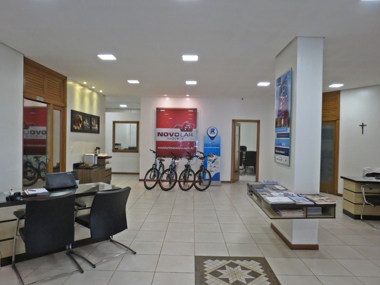 Loja / Salão / Ponto Comercial de 305m² no bairro Centro, em Torres | Eu Corretor