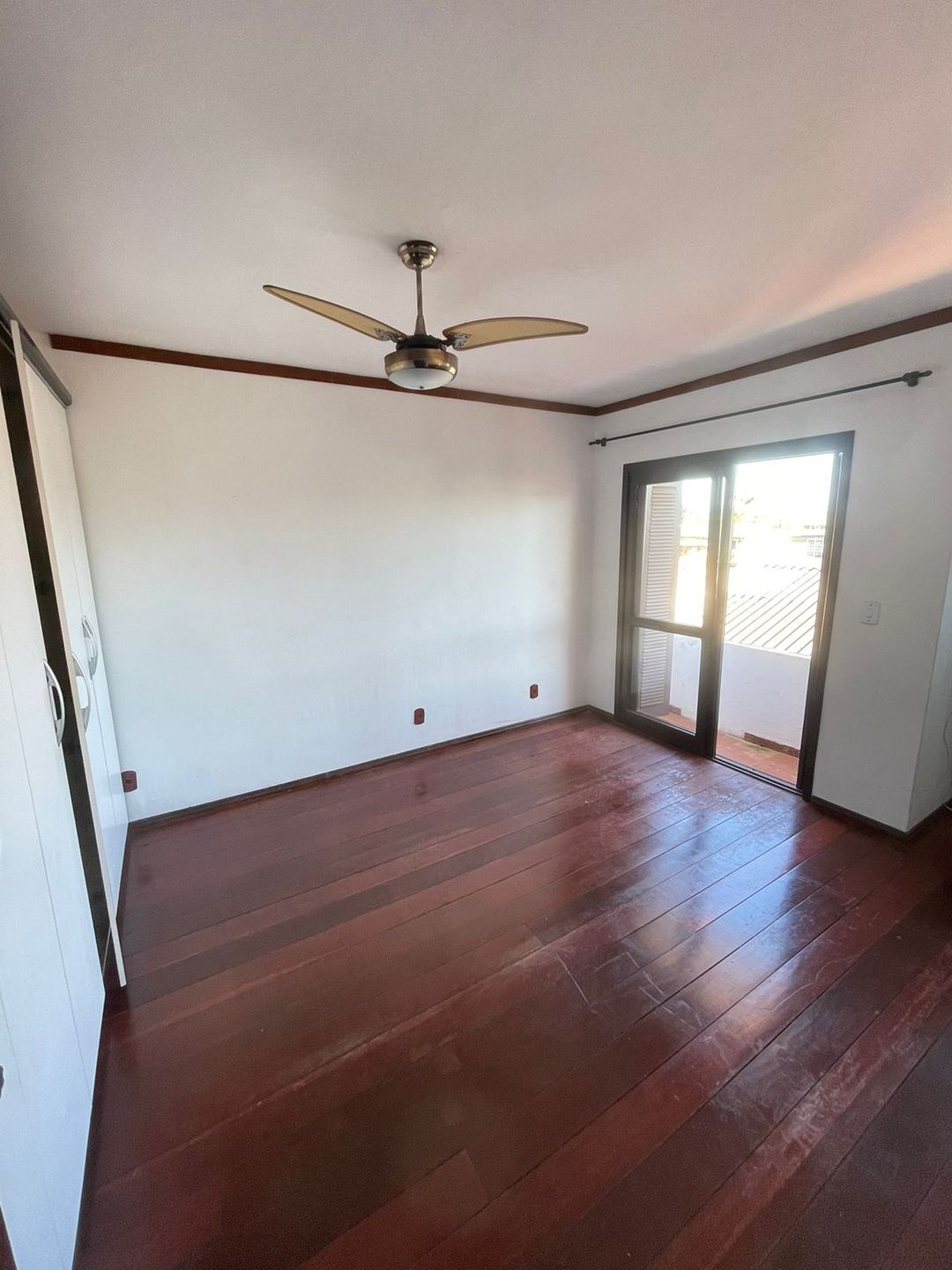 Edifício Clezar - Apto 301/box 01