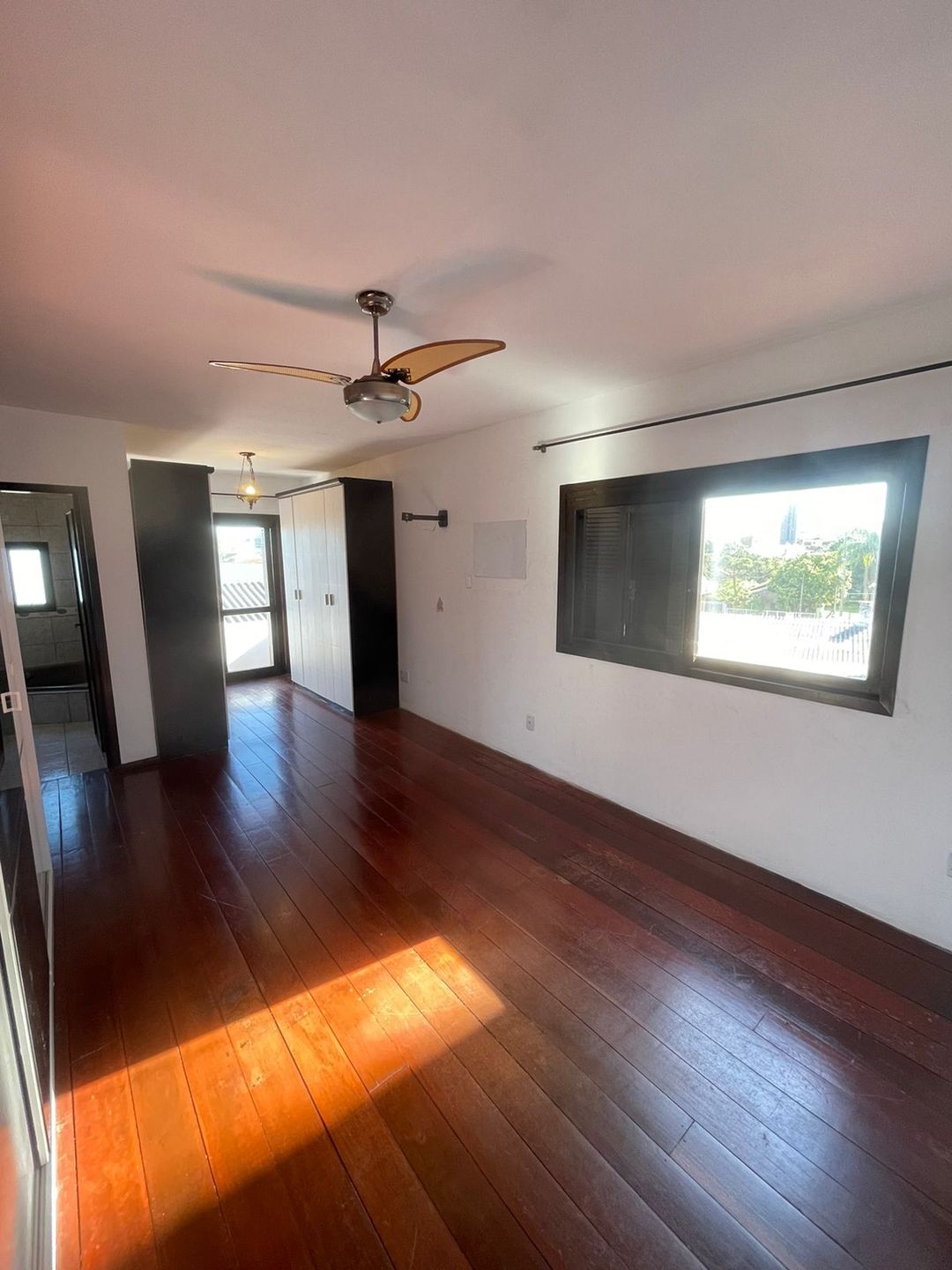 Edifício Clezar - Apto 301/box 01