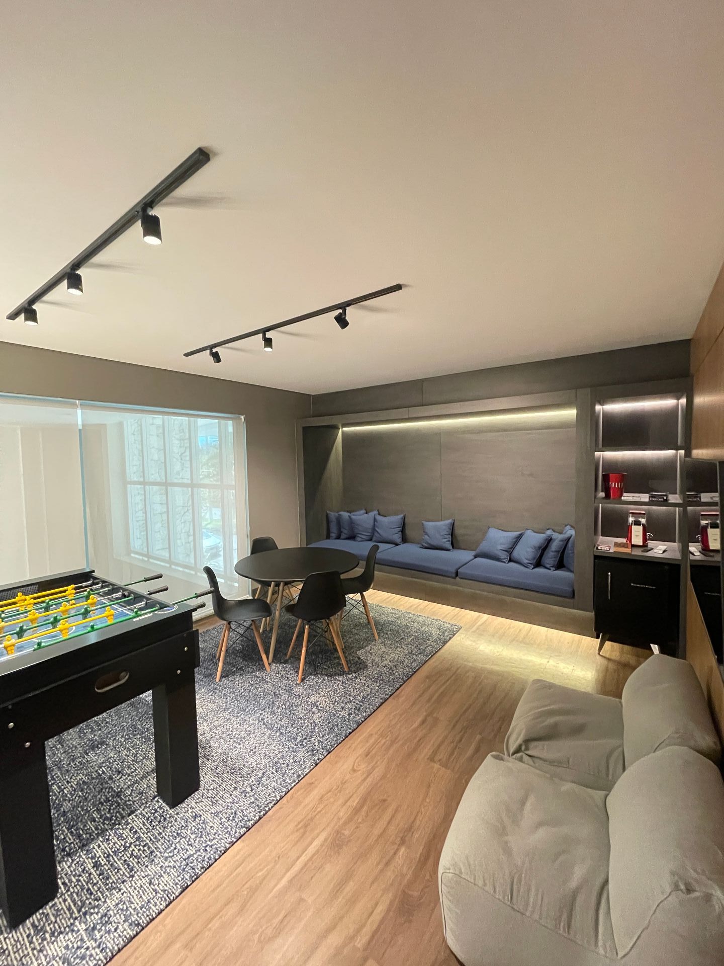 Edifício Dall'acqua- Apto 1201/box 40/56