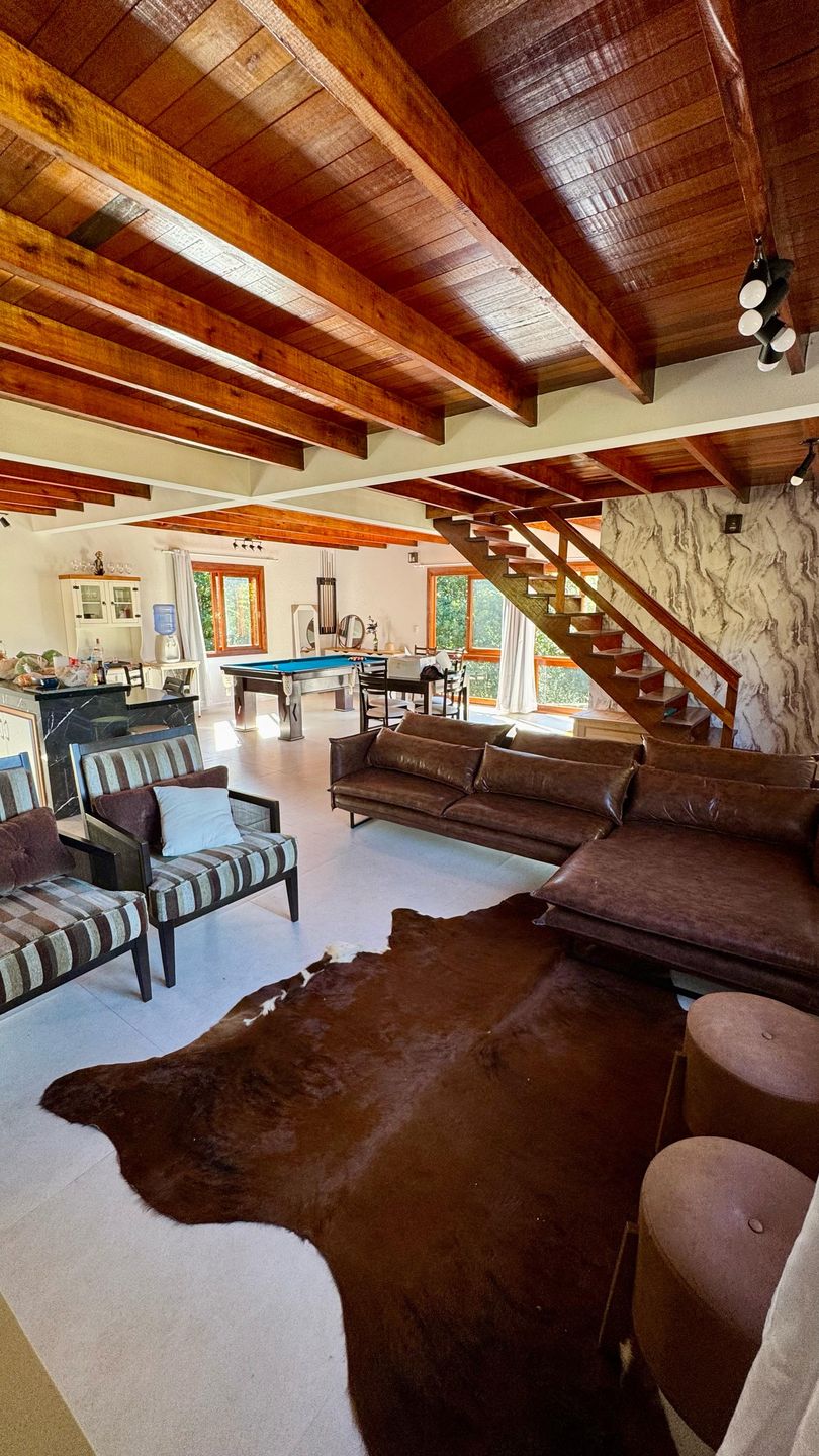  - Chácara à venda em Gramado, Carazal, com 2 quartos, 20000m²