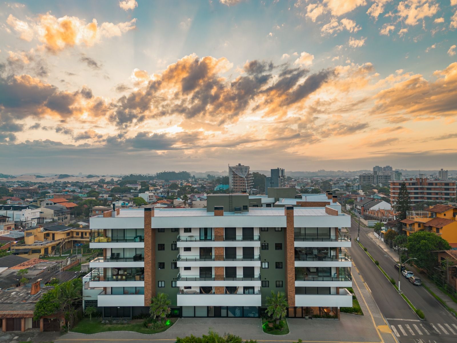 Apartamento de 3 quartos, 174m² no bairro Praia da Cal, em Torres | Eu Corretor