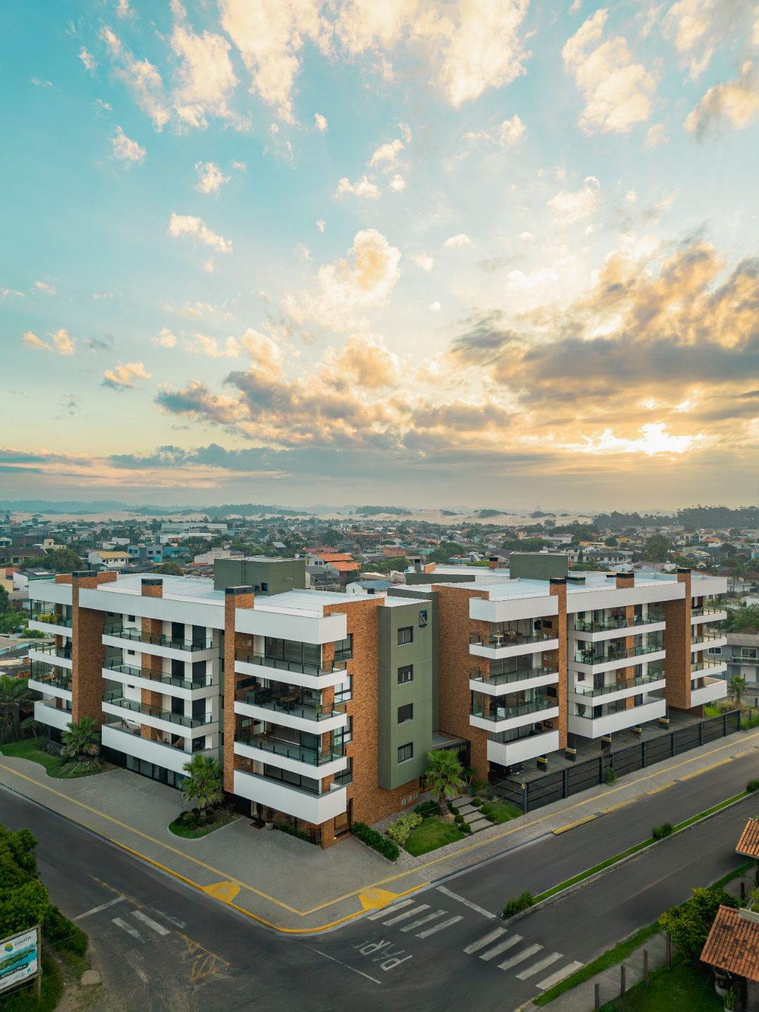 Apartamento de 3 quartos, 174m² no bairro Praia da Cal, em Torres | Eu Corretor