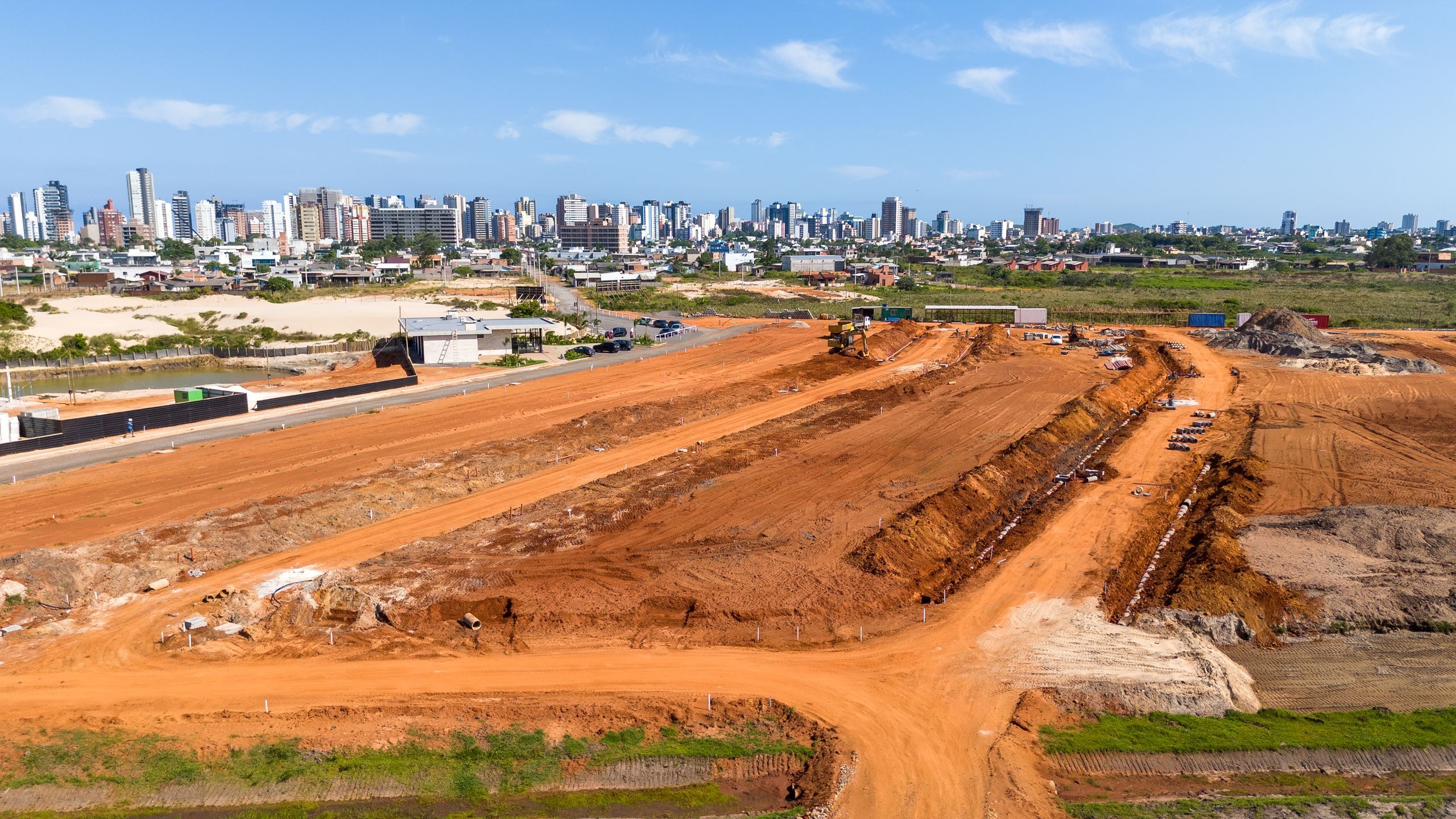 Casa de Condomínio de 4 quartos, 364m² no bairro Centro, em Passo de Torres | Eu Corretor