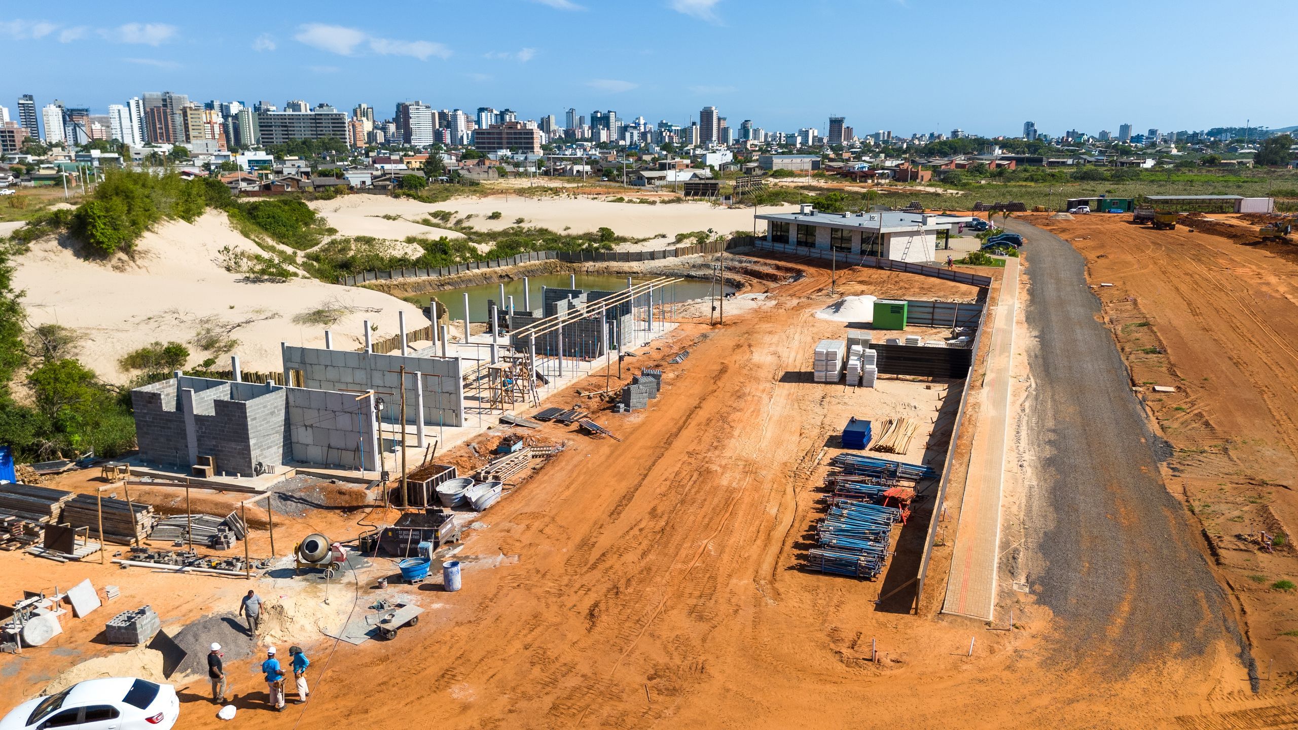 Casa de Condomínio de 4 quartos, 364m² no bairro Centro, em Passo de Torres | Eu Corretor