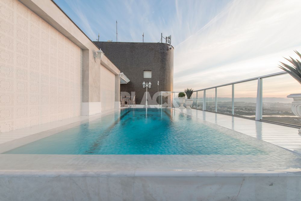 Apartamento de 4 quartos, 500m² no bairro Predial, em Torres | Eu Corretor