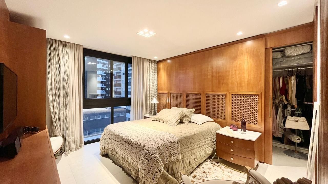 Apartamento à venda com 1 quarto, 40m² - Foto 11
