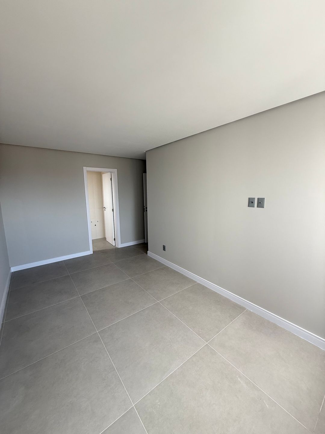 Ed. Ibiza - Apto 1602/box10