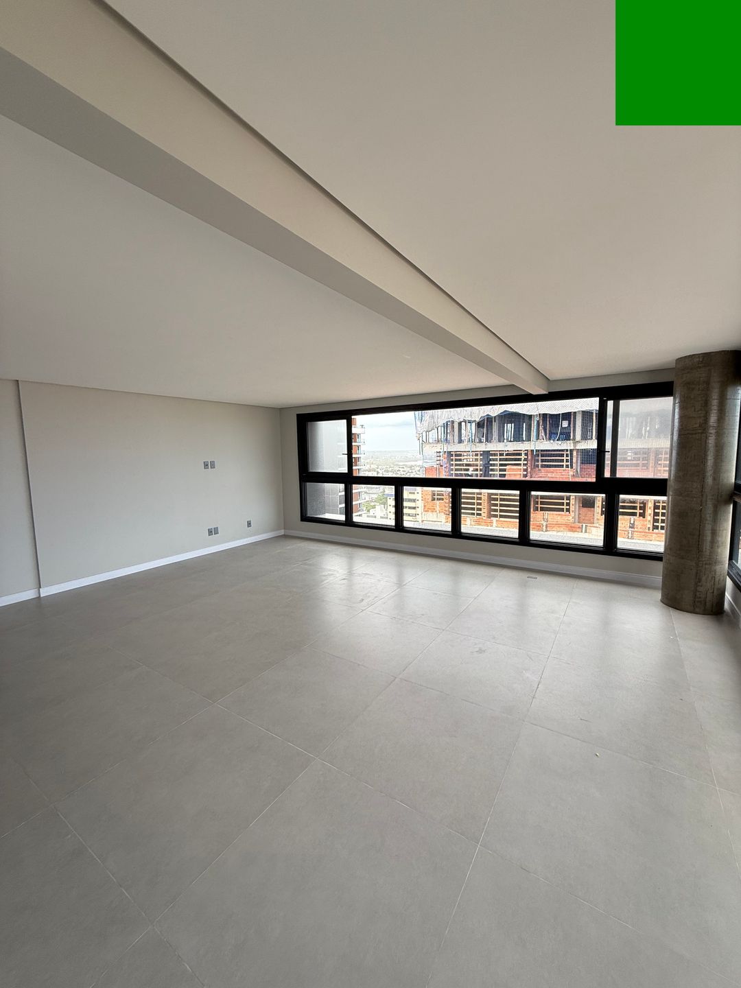 Ed. Ibiza - Apto 1602/box10