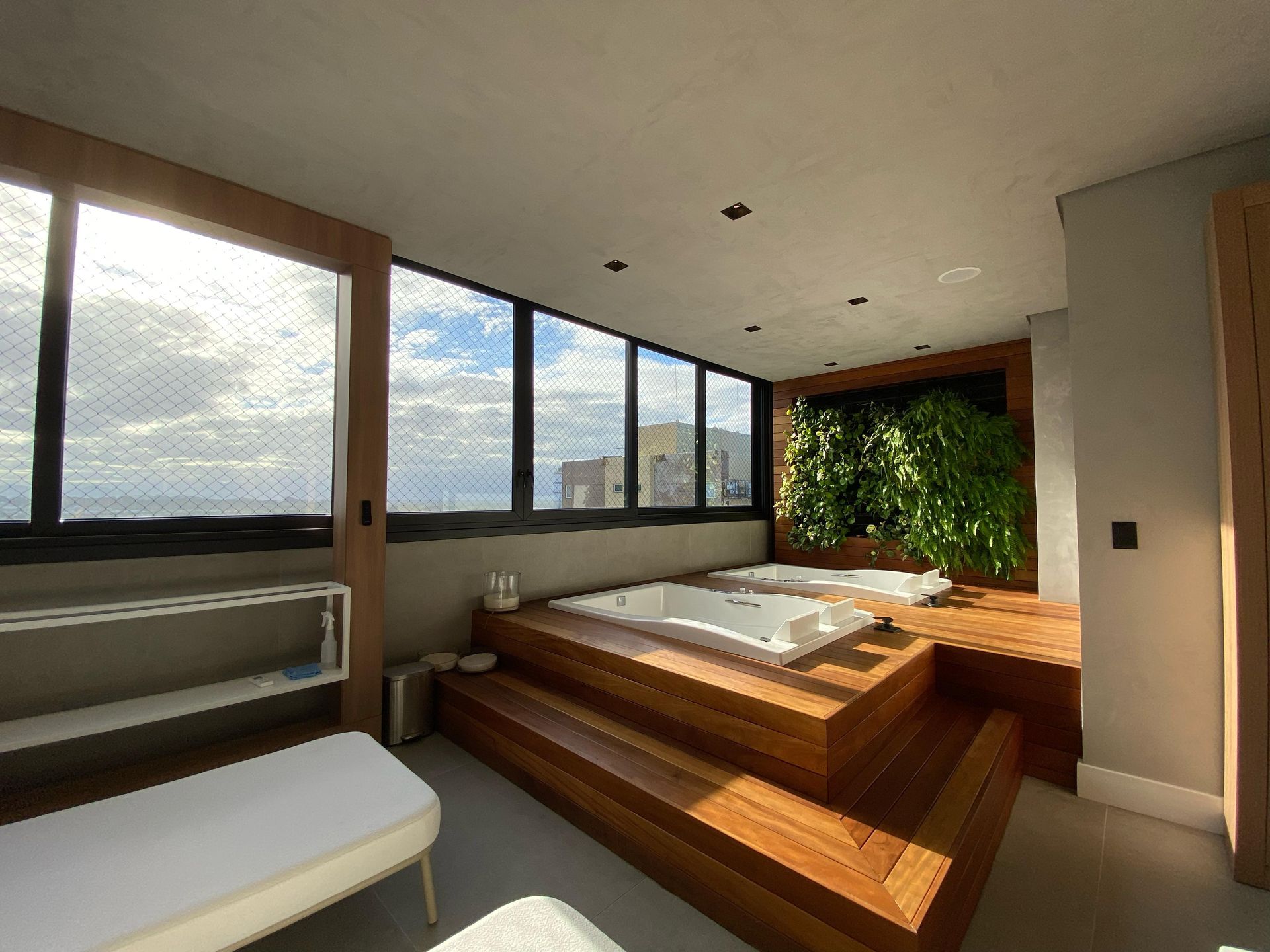 VOGA 901 | QUATRO PRAÇAS