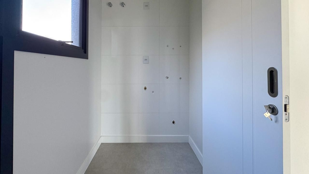 Casa à venda com 3 quartos, 200m² - Foto 11