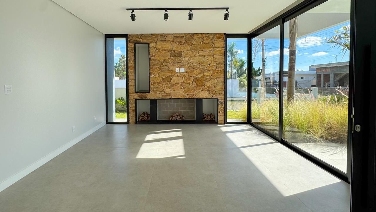 Casa à venda com 3 quartos, 200m² - Foto 13