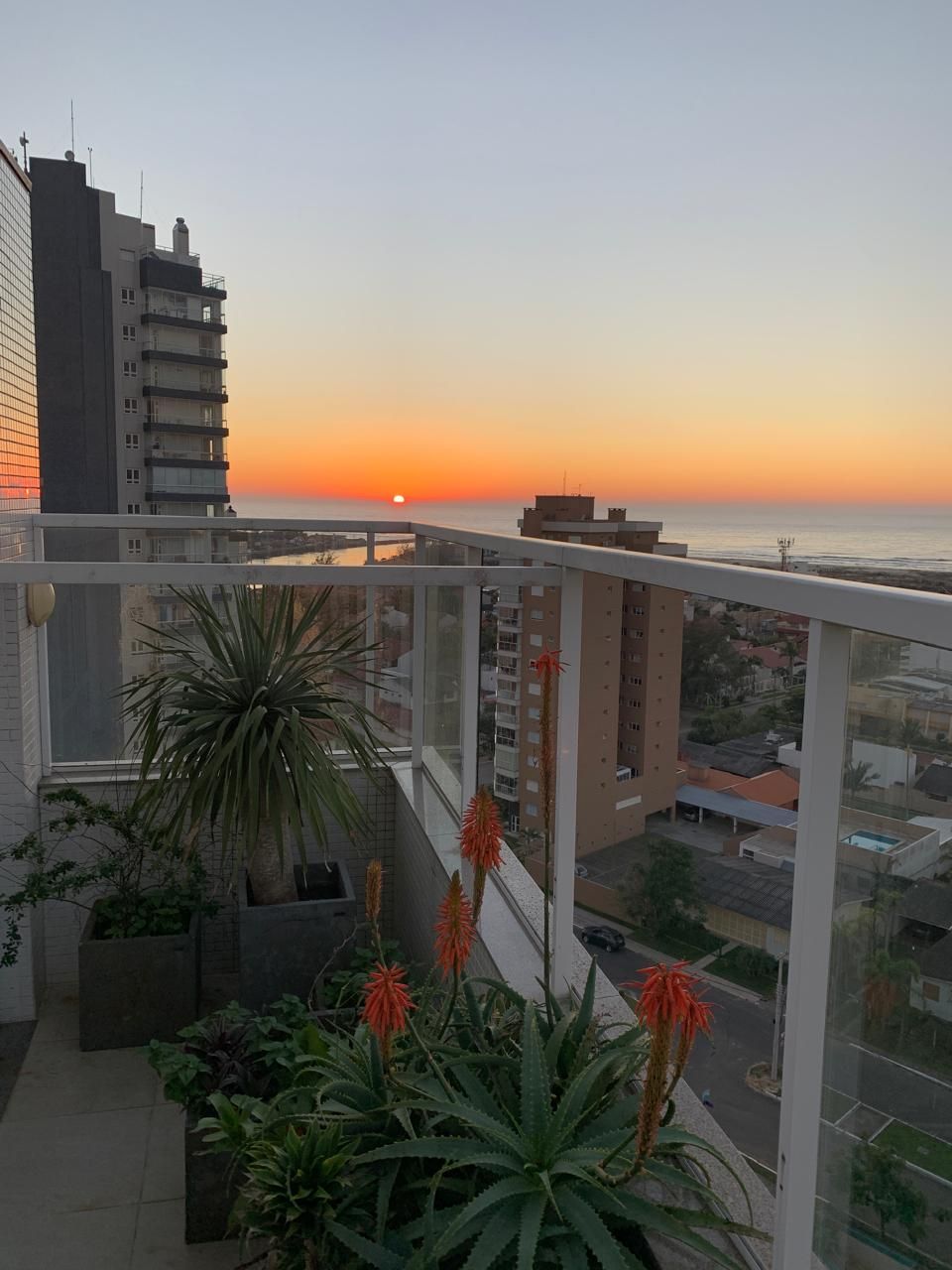 Cobertura de 6 quartos, 380m² no bairro Praia Grande, em Torres | Eu Corretor