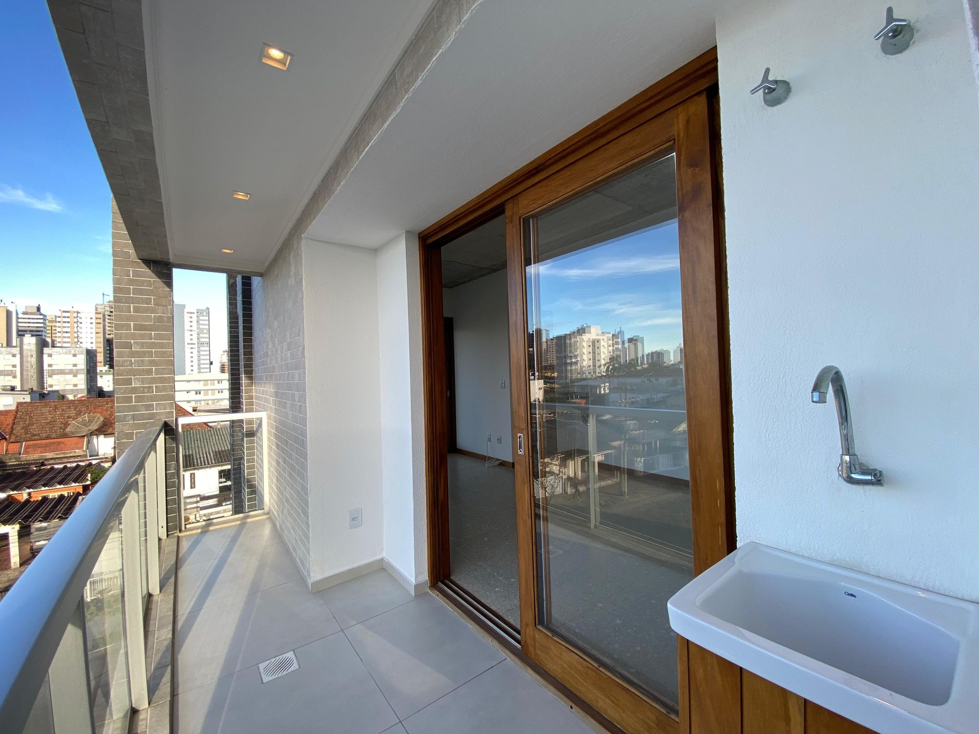 HARMONIA FLATS | CENTRO