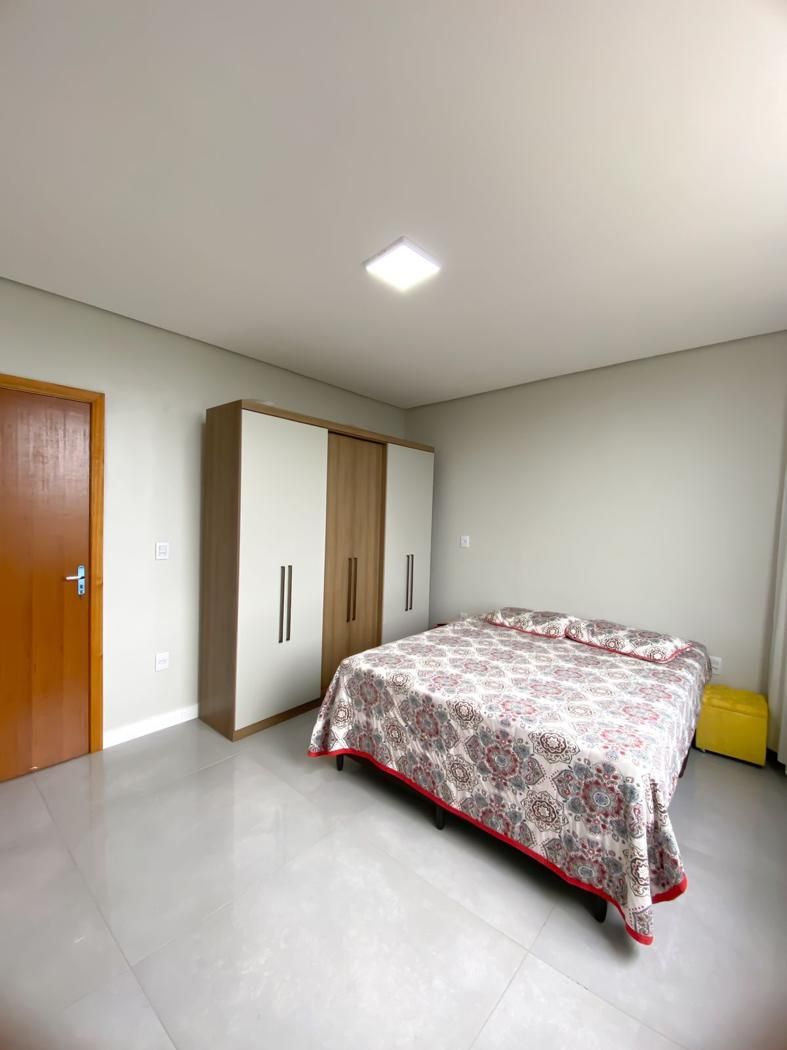 Sobrado triplex à venda Em Torres/RS