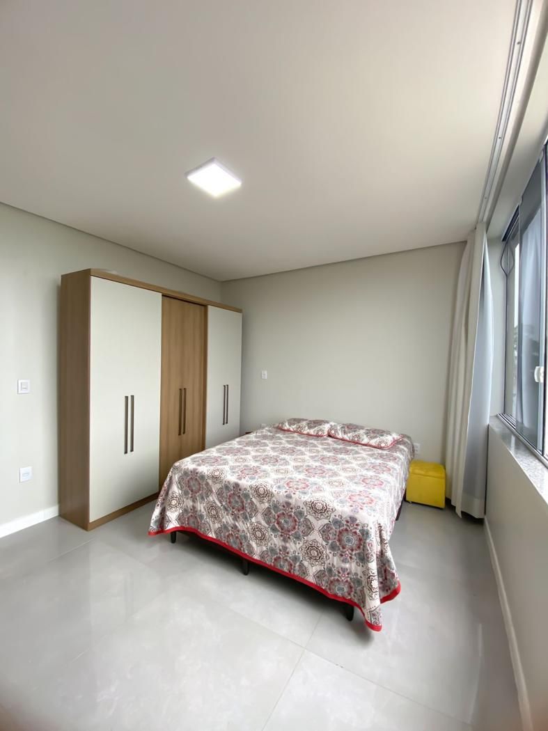 Sobrado triplex à venda Em Torres/RS