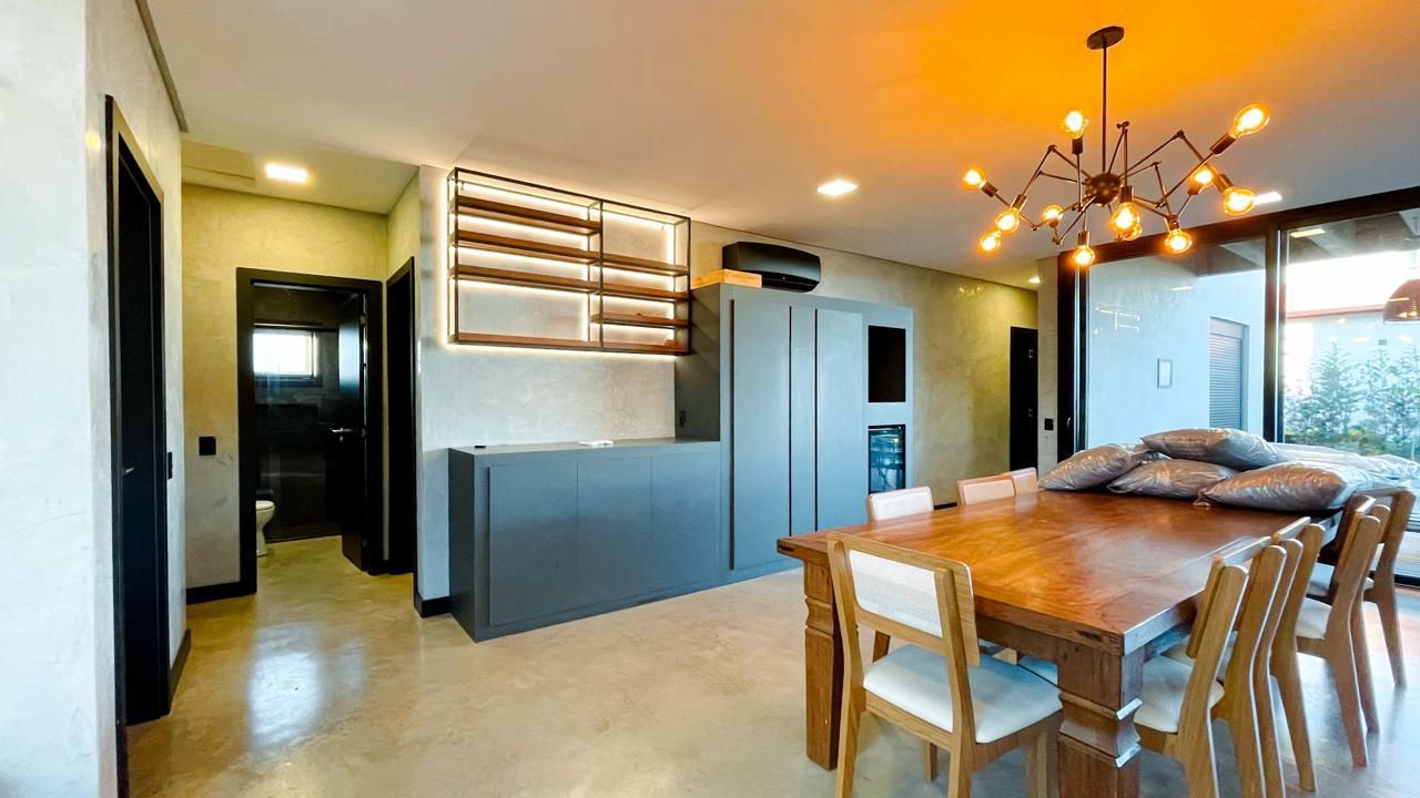 Casa de Condomínio de 4 quartos, 221m² no bairro Centro, em Torres | Eu Corretor