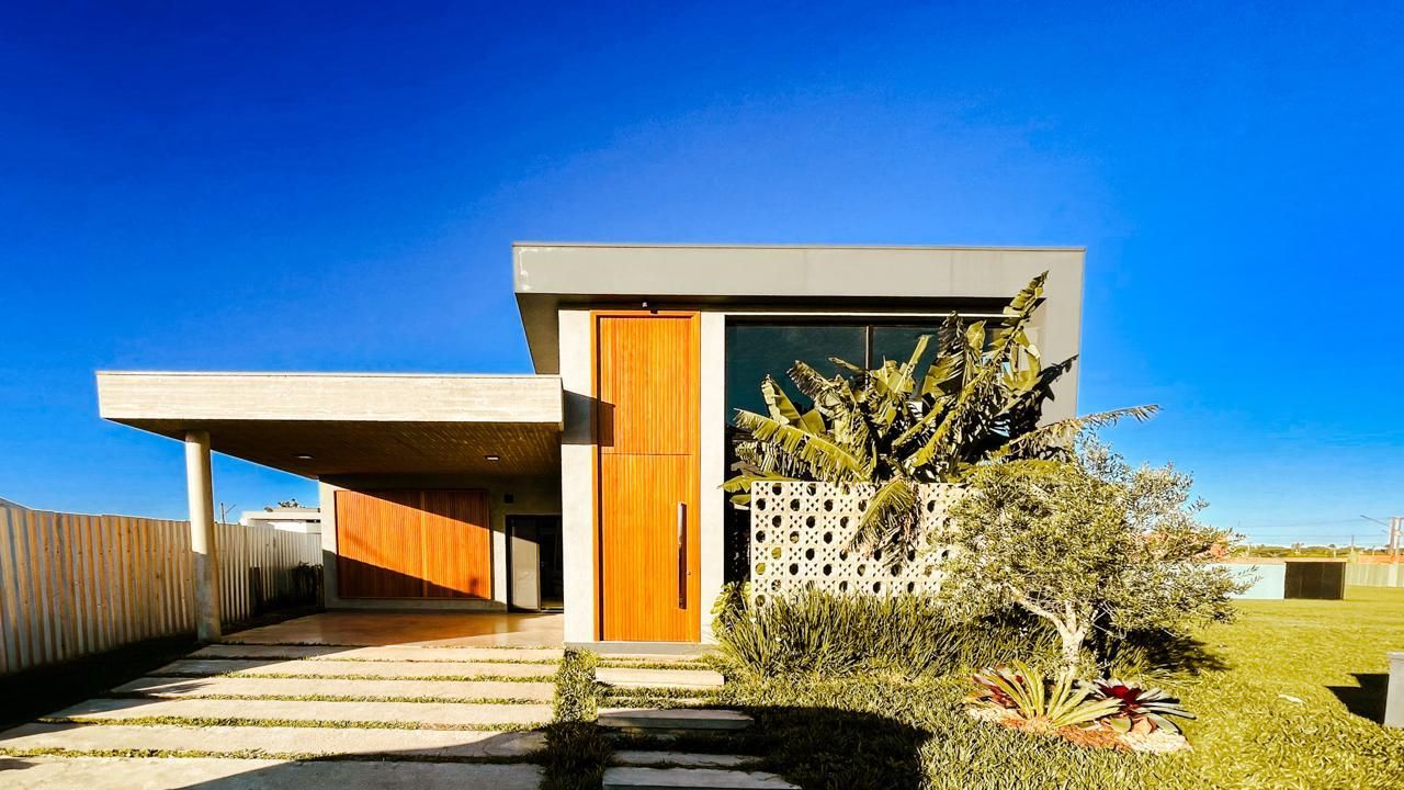 Casa de Condomínio de 4 quartos, 221m² no bairro Centro, em Torres | Eu Corretor