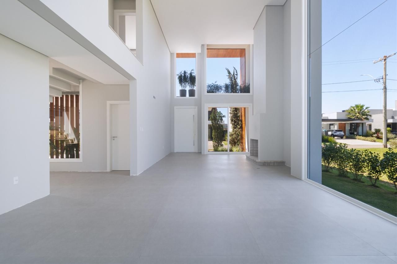 Casa de Condomínio de 4 quartos, 260m² no bairro Centro, em Torres | Eu Corretor