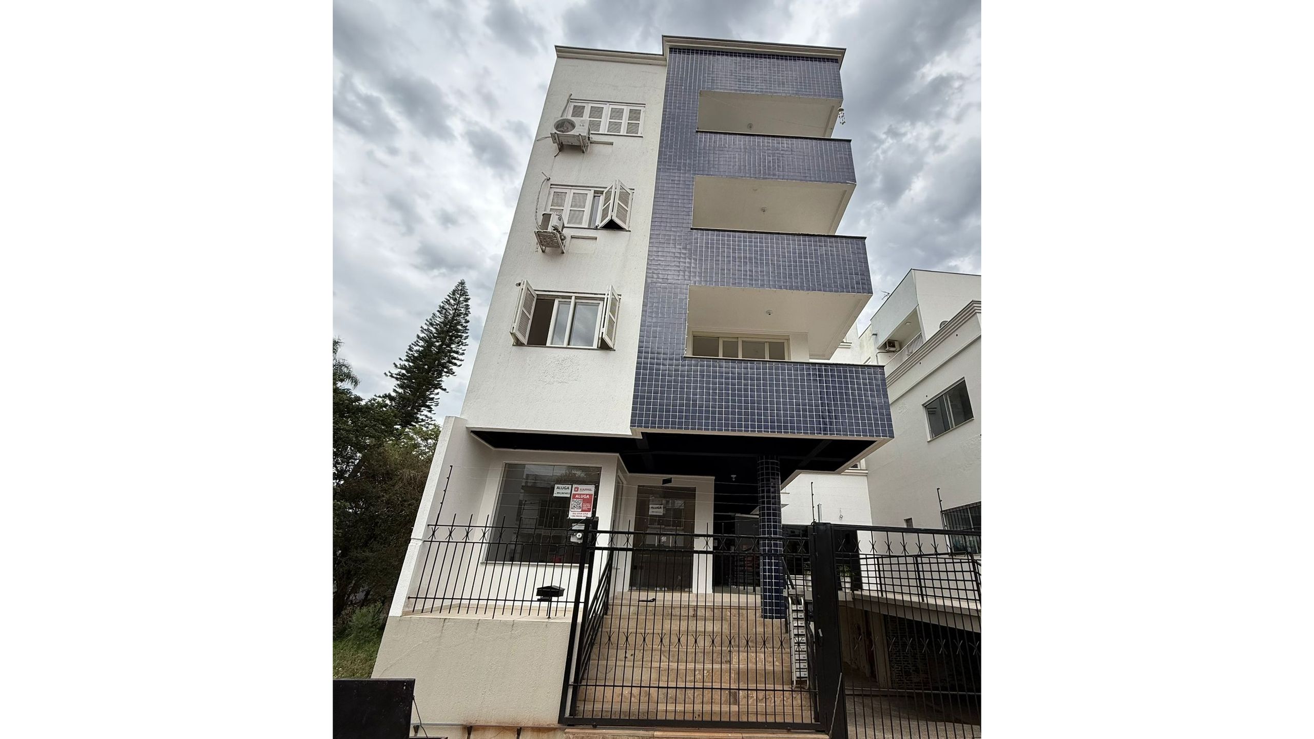 Sala 104 - Centro Comercial E Residencial Carmel