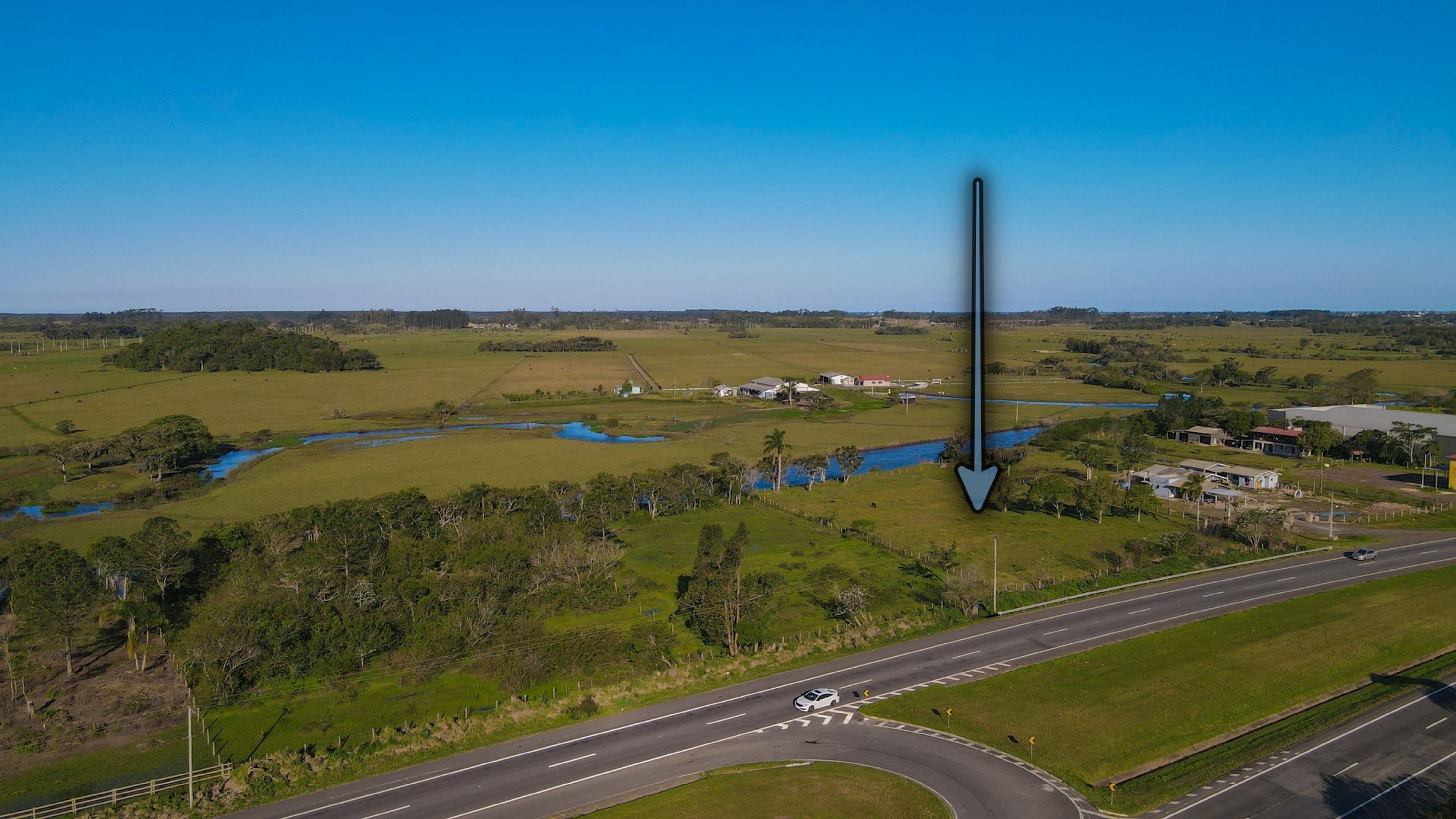 Apartamento de 6615m² | Eu Corretor