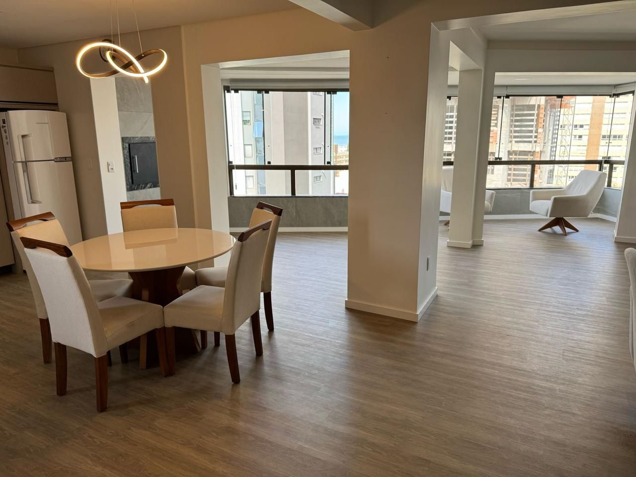 Apartamento, 3 quartos, 167 m² - Foto 2