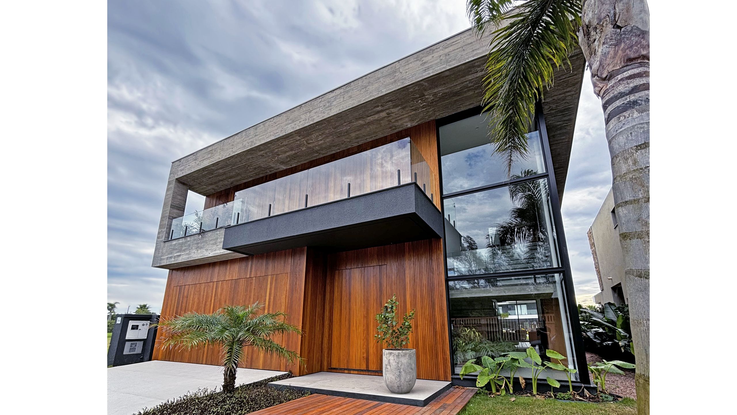 Casa, 4 quartos, 520 m² - Foto 1