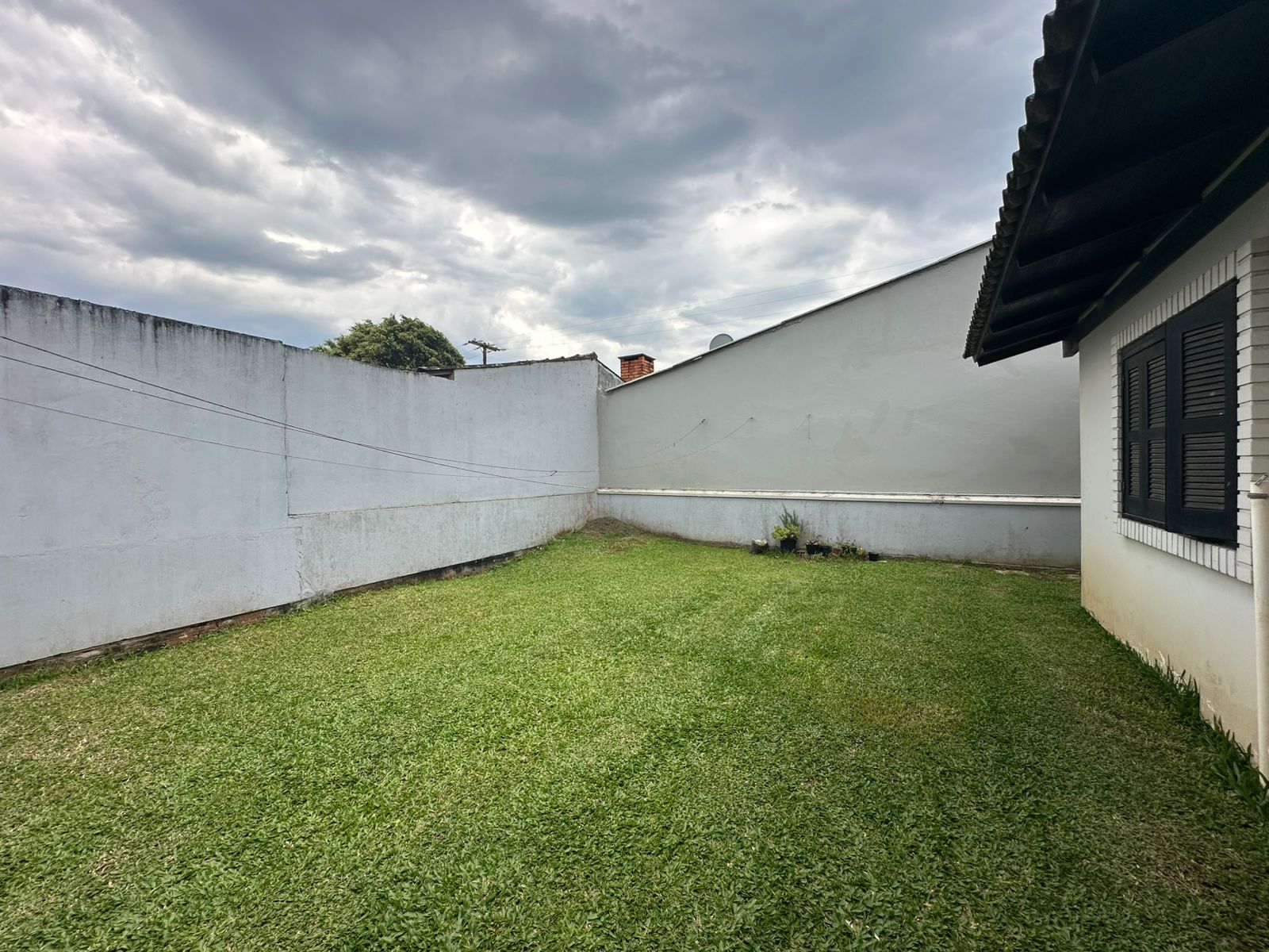 Casa de 4 quartos, 170m² | Eu Corretor