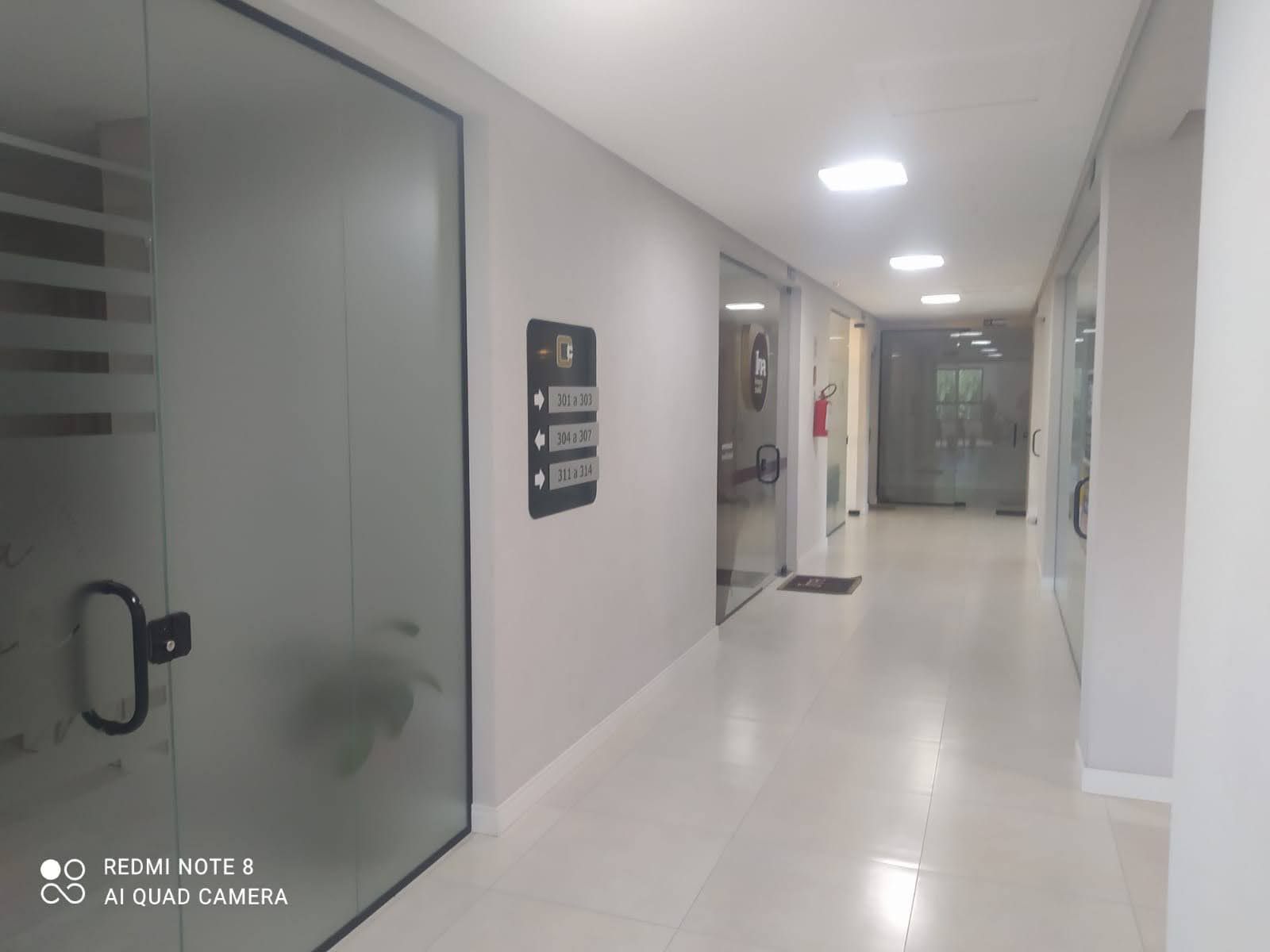 Sala Comercial Em Três Cachoeiras Rs