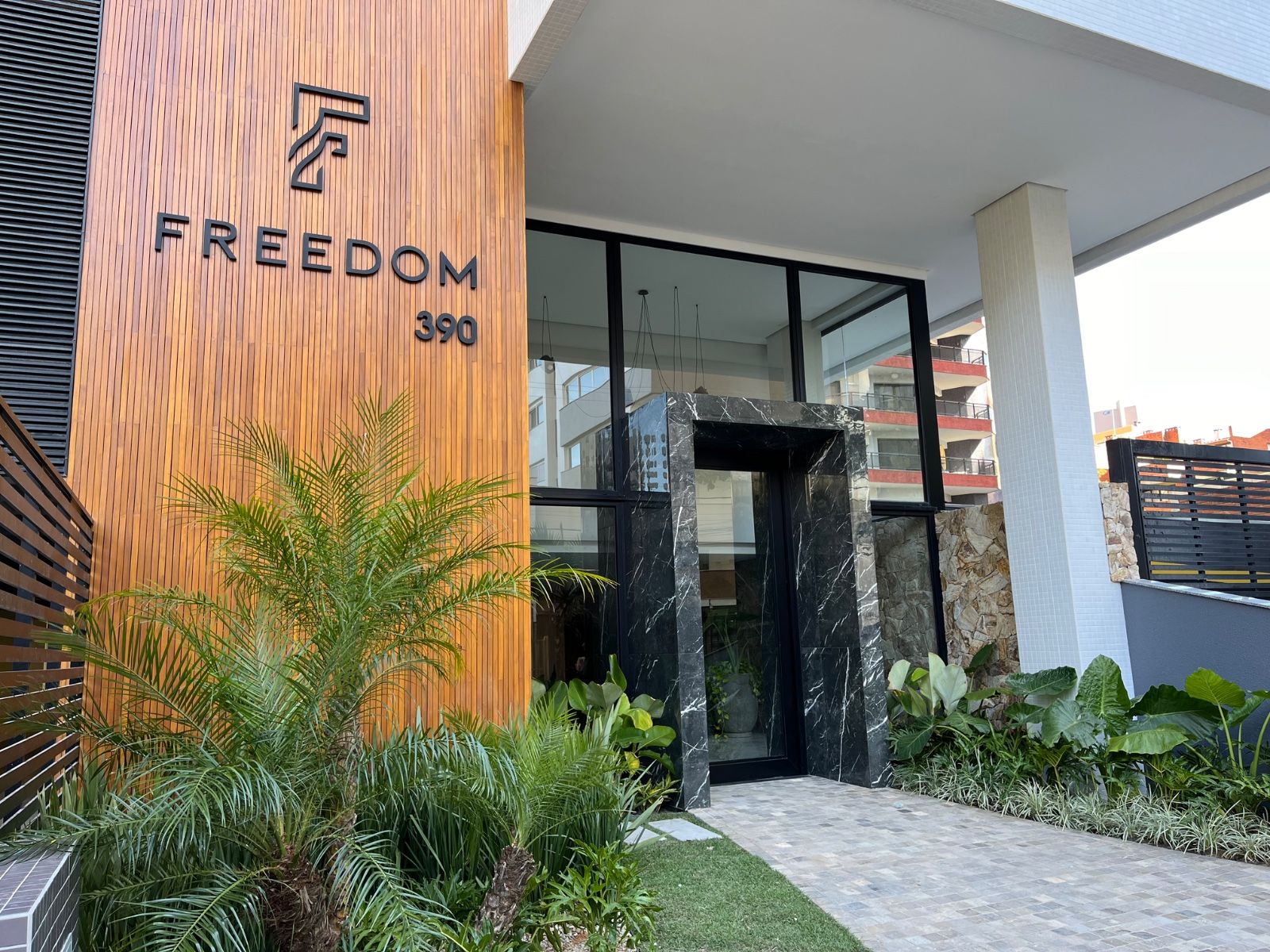 Apartamento 603 – Freedom Box 45 – Praia Grande