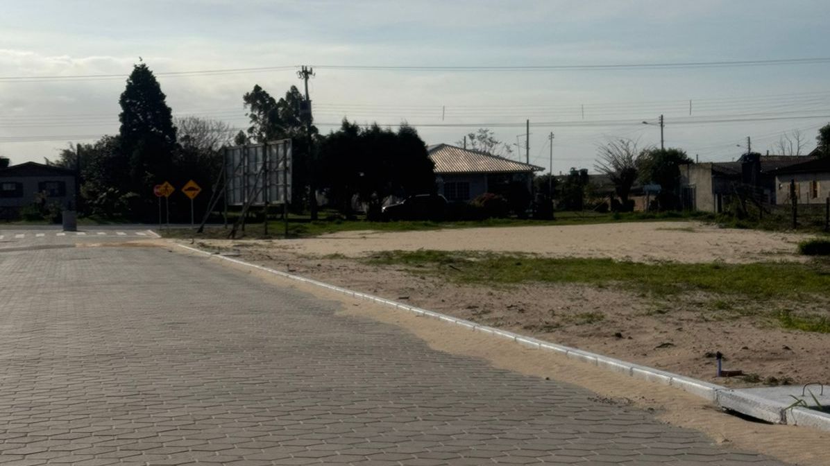 Terreno, 300 m² - Foto 1