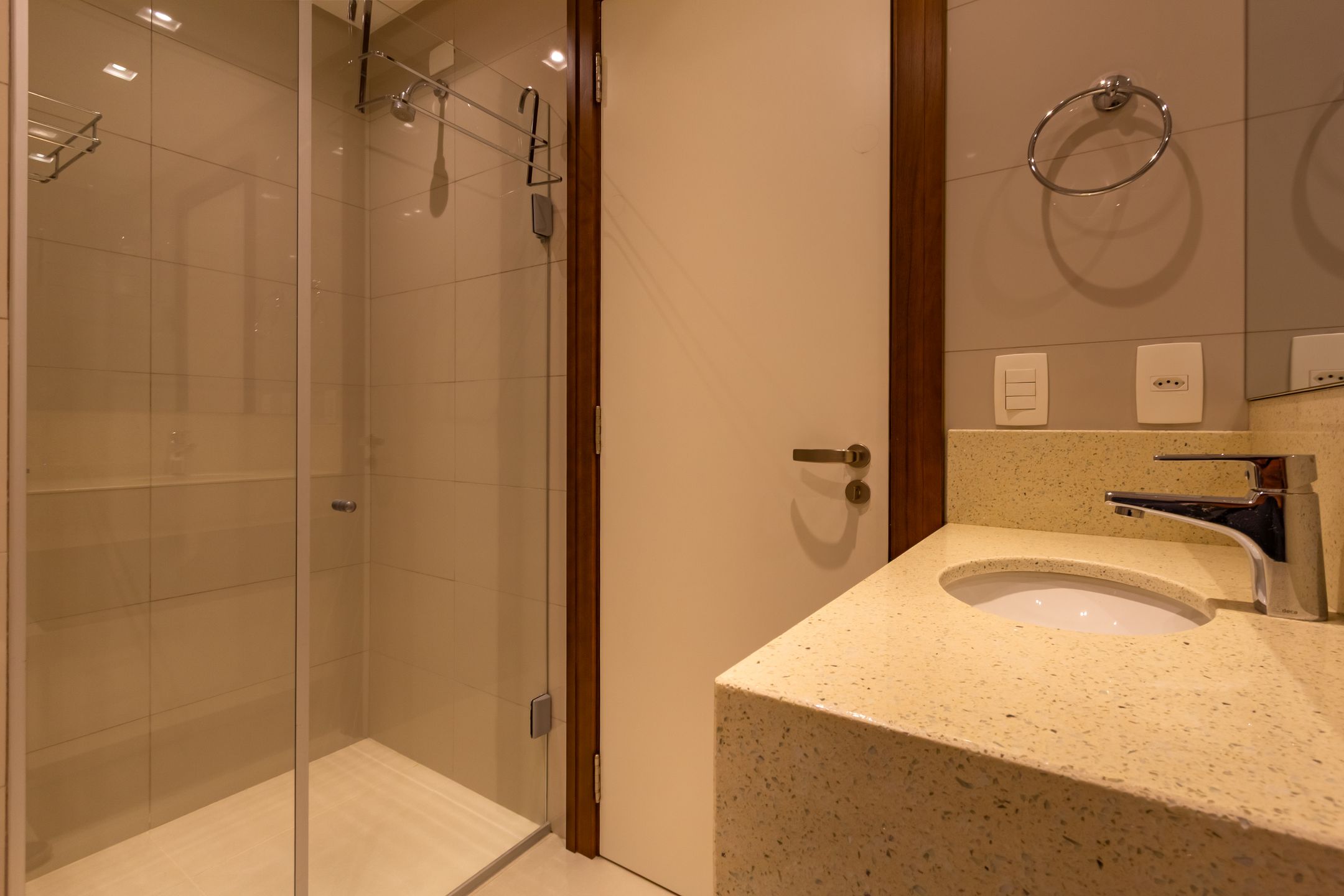 Recanto Das Rosas - Apartamento 104 - Torre Palomino - 3 Vagas de Garagem