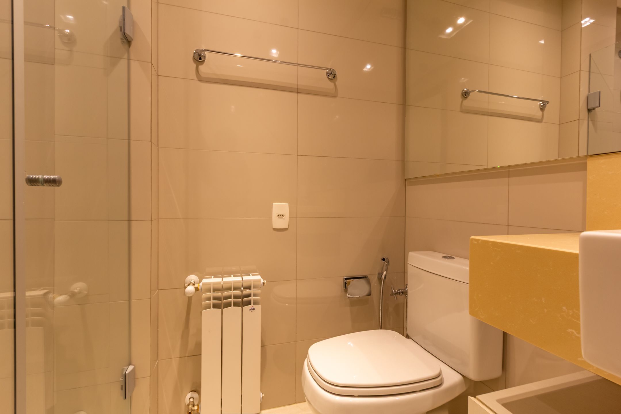 Recanto Das Rosas - Apartamento 104 - Torre Palomino - 3 Vagas de Garagem