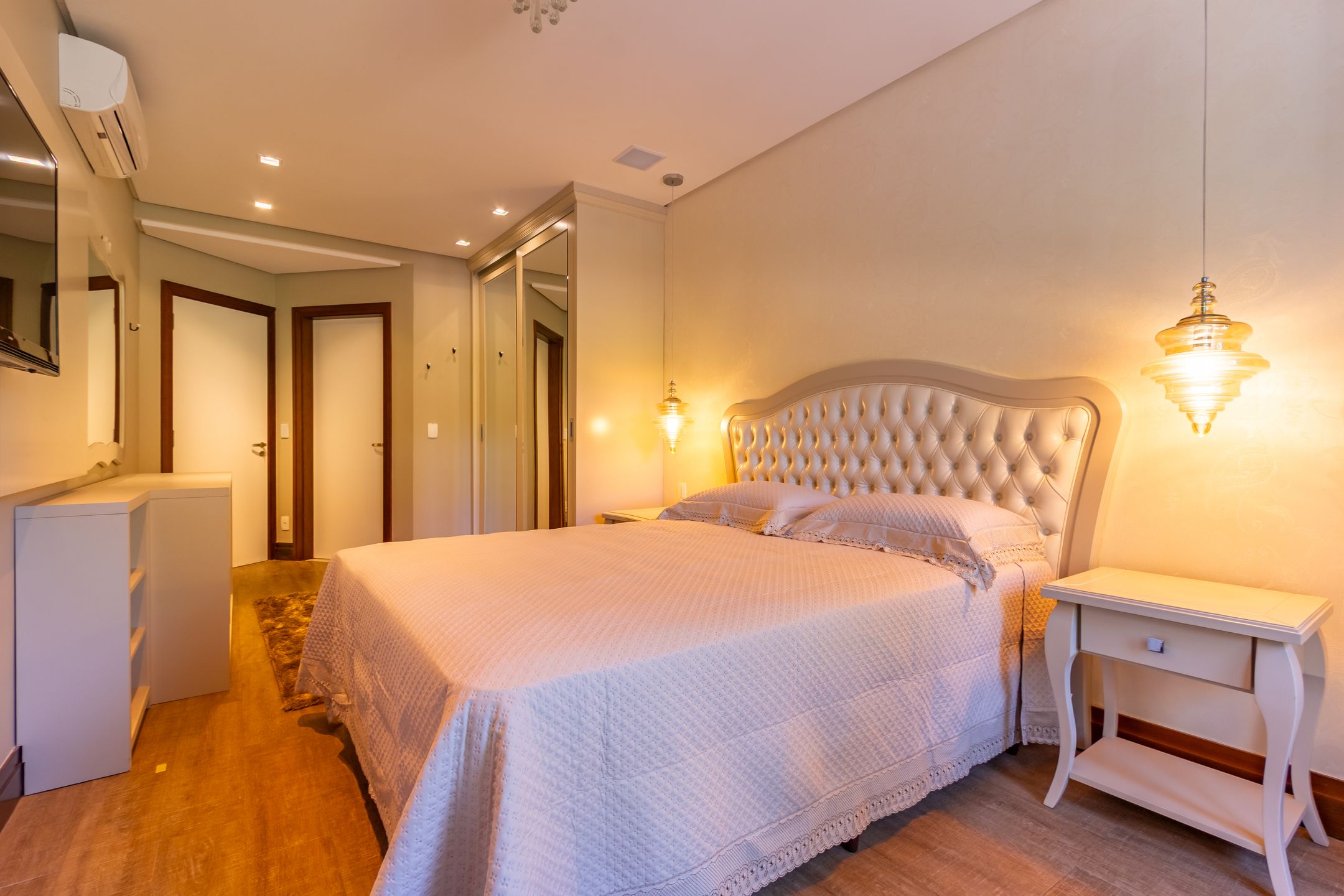 Recanto Das Rosas - Apartamento 104 - Torre Palomino - 3 Vagas de Garagem