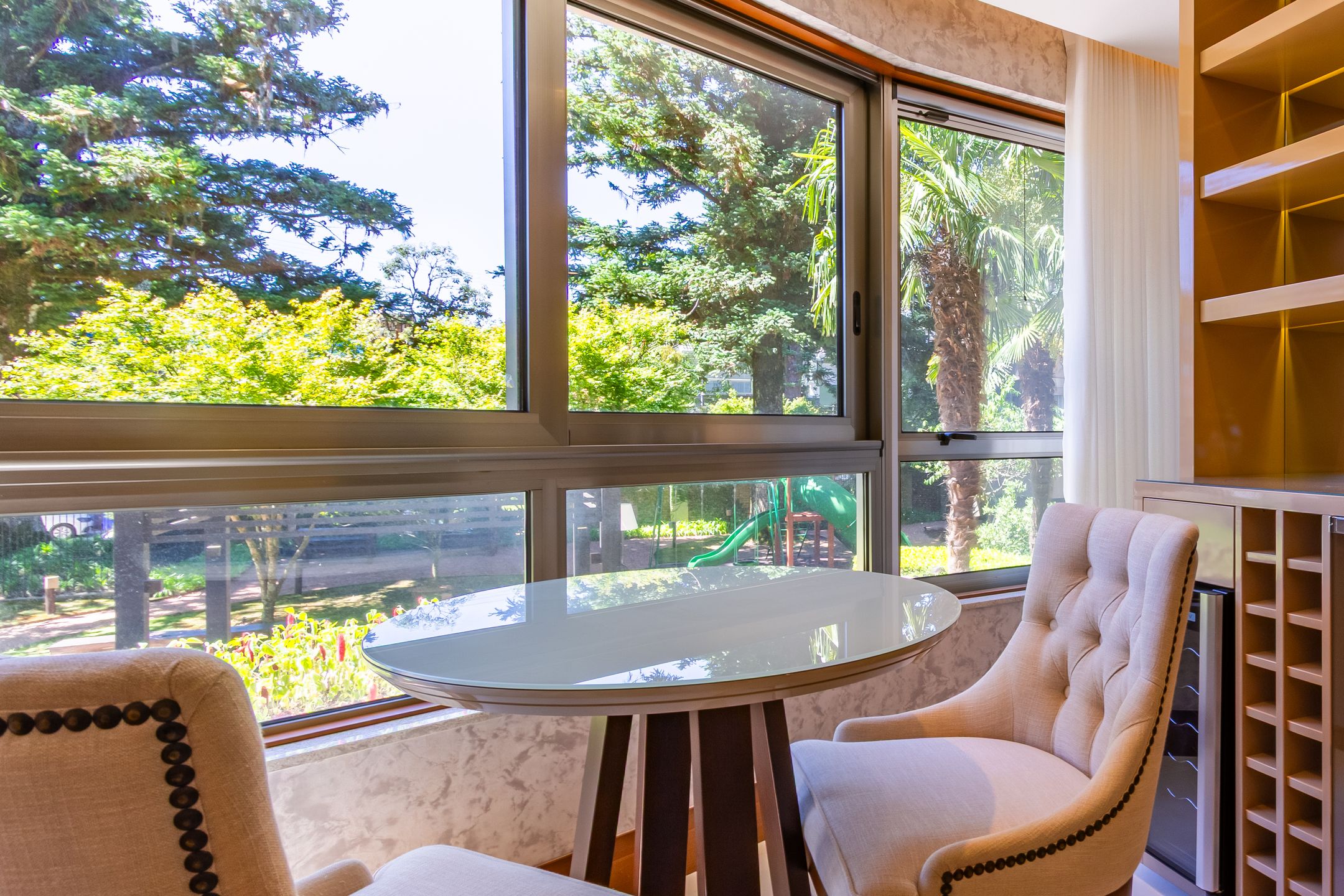 Recanto Das Rosas - Apartamento 104 - Torre Palomino - 3 Vagas de Garagem