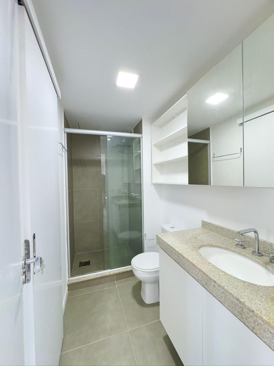  - Apartamento à venda em Porto Alegre, Vila Jardim, com 1 quarto, 46m²