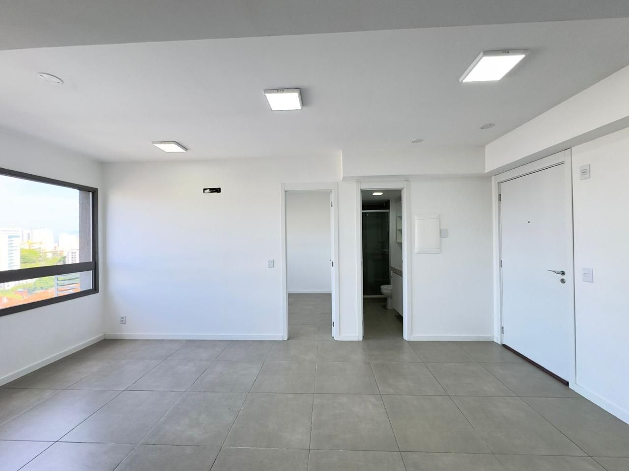  - Apartamento à venda em Porto Alegre, Vila Jardim, com 1 quarto, 46m²