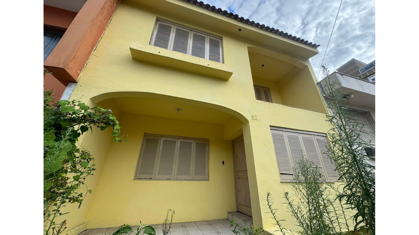 Casa à venda com 5 quartos, 286m² - Jardim São Pedro,Porto Alegre