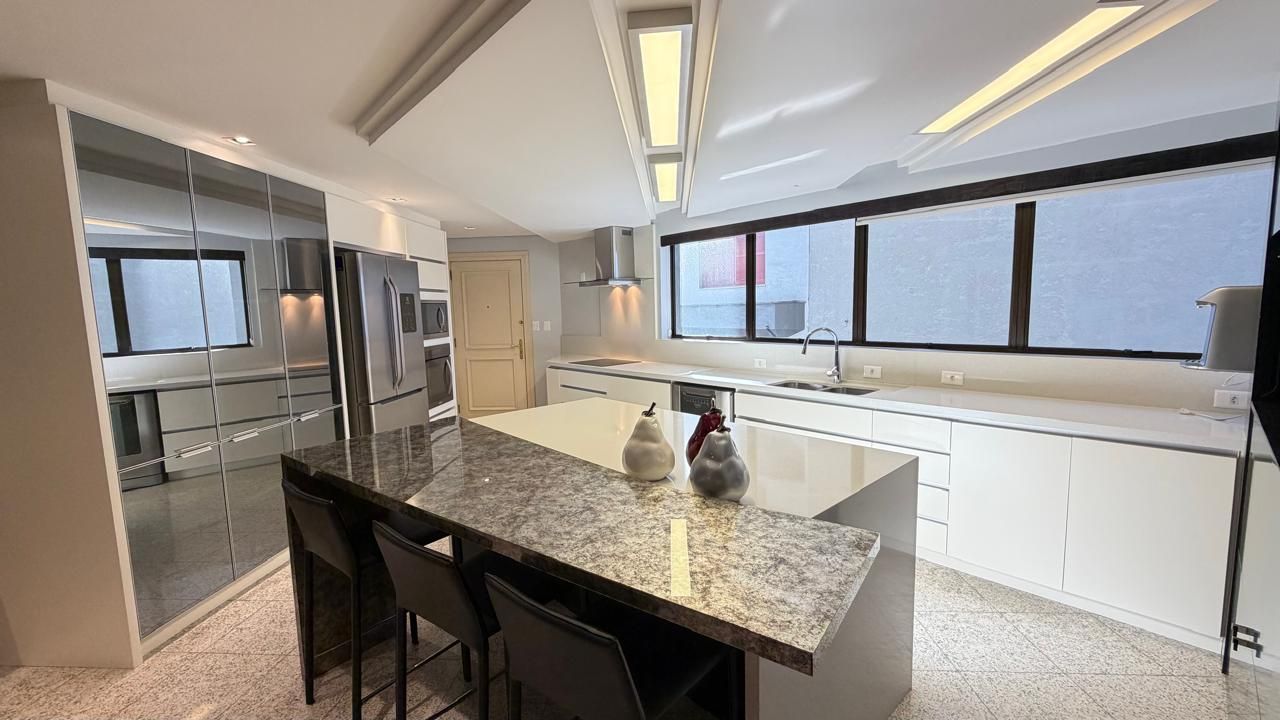 Apartamento, 3 quartos, 375 m² - Foto 7
