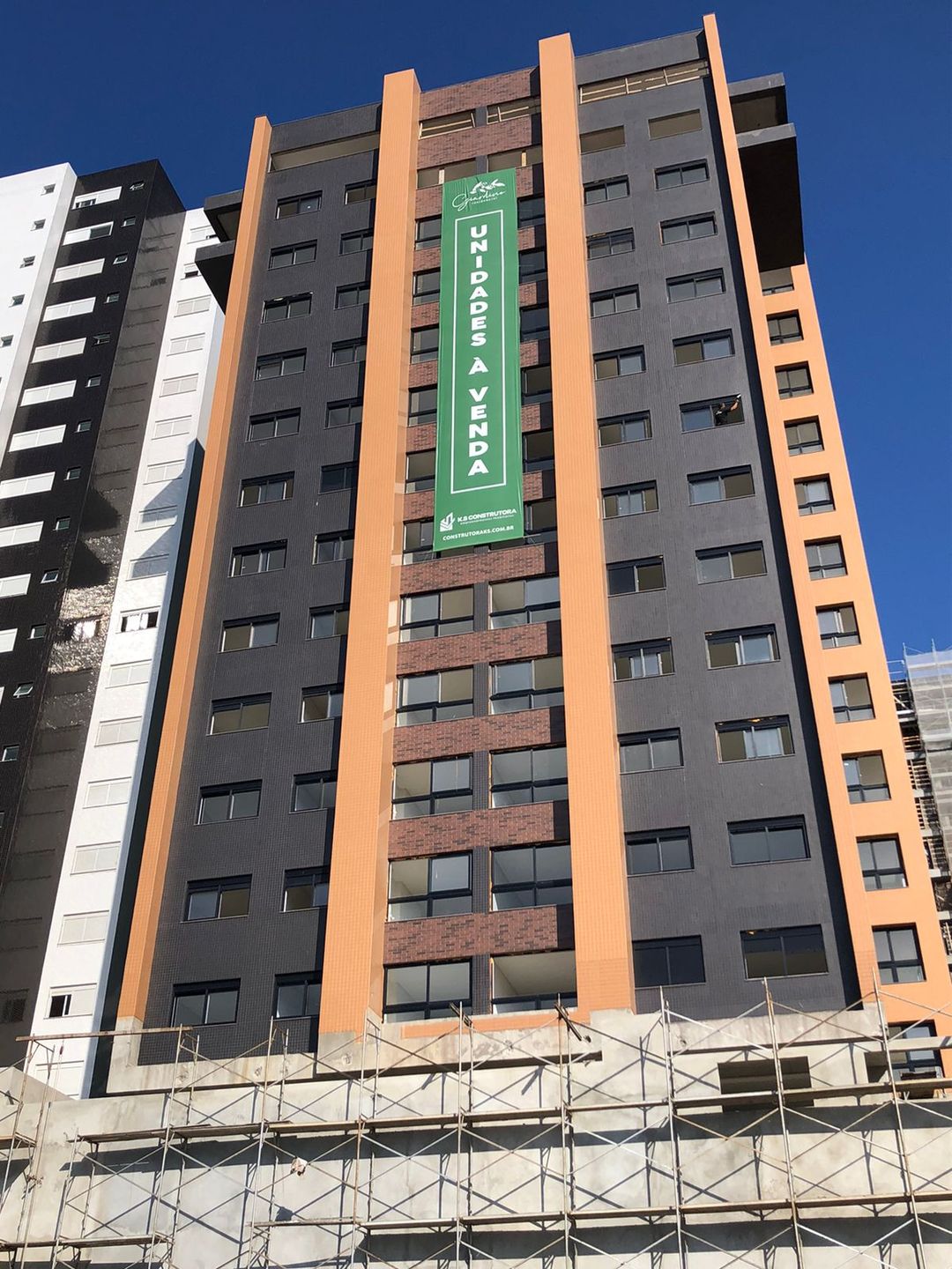 Residencial Giardino / Torres